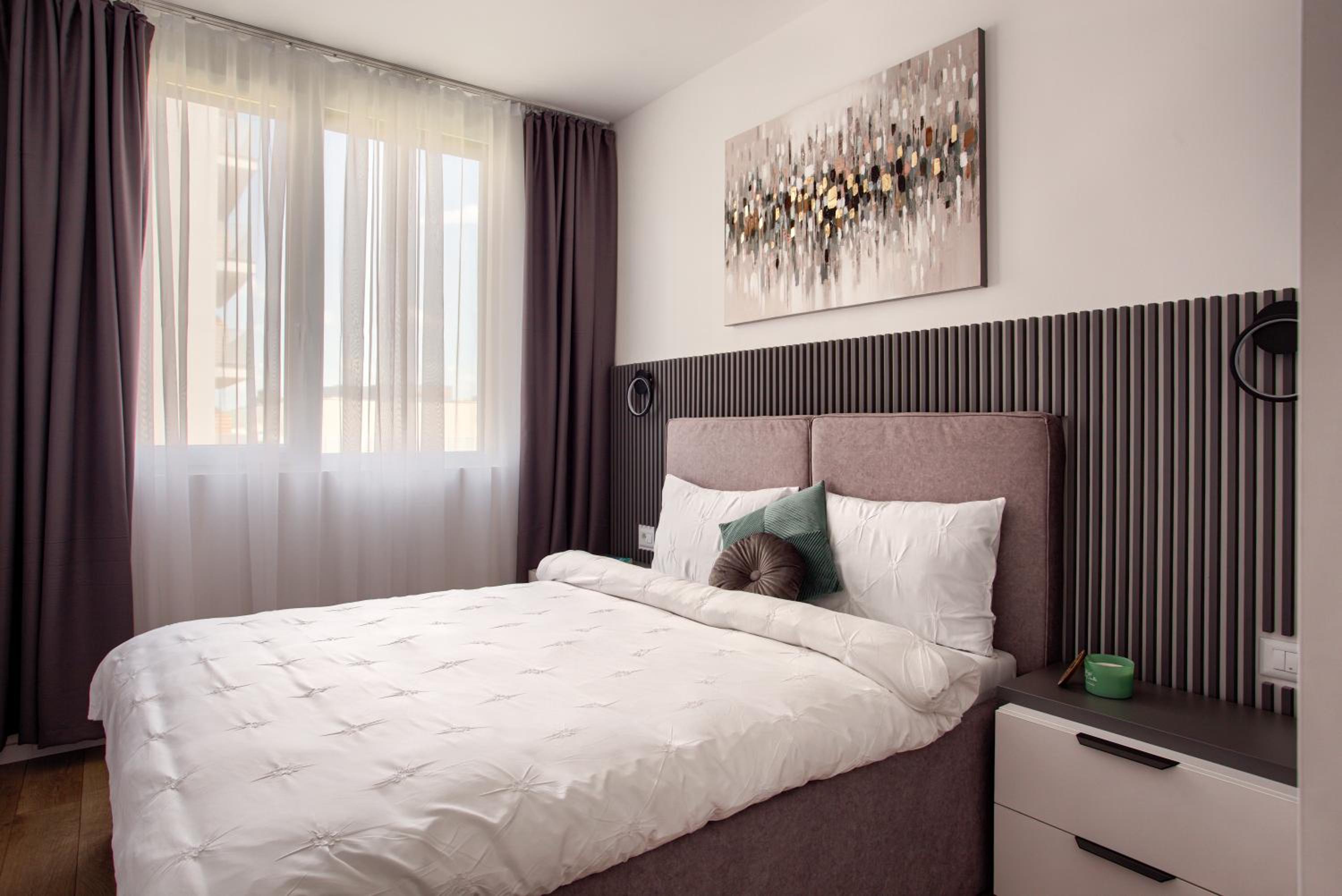 ARI Grand Black&White - 2BR with Terrace