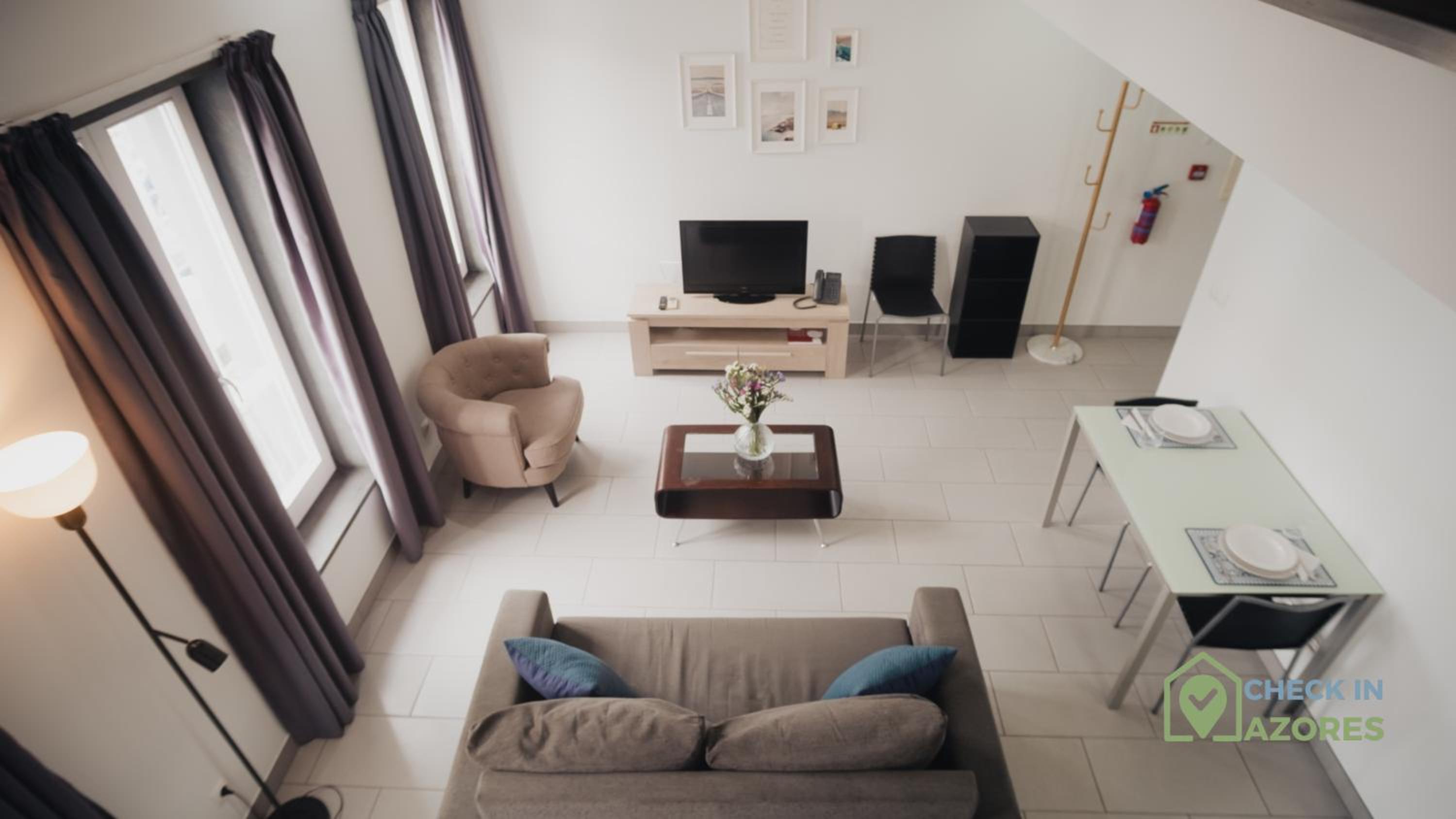 Loft acolhedor com mezanine no centro de Angra