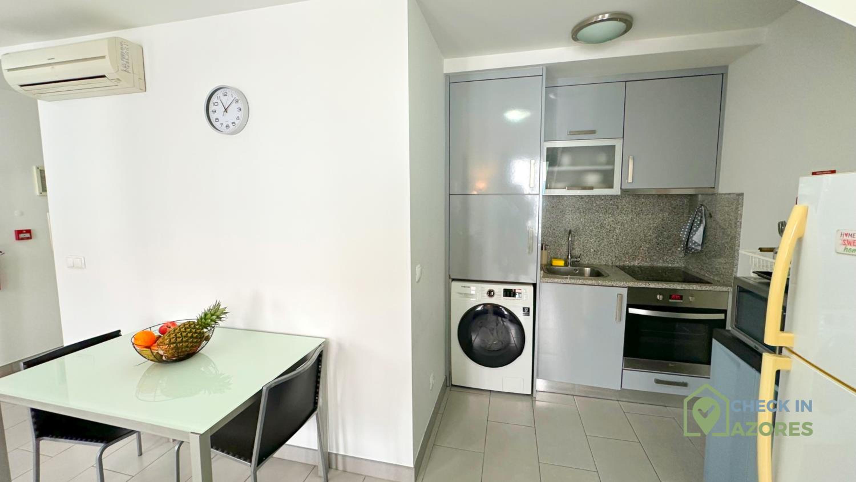 Loft acolhedor com mezanine no centro de Angra