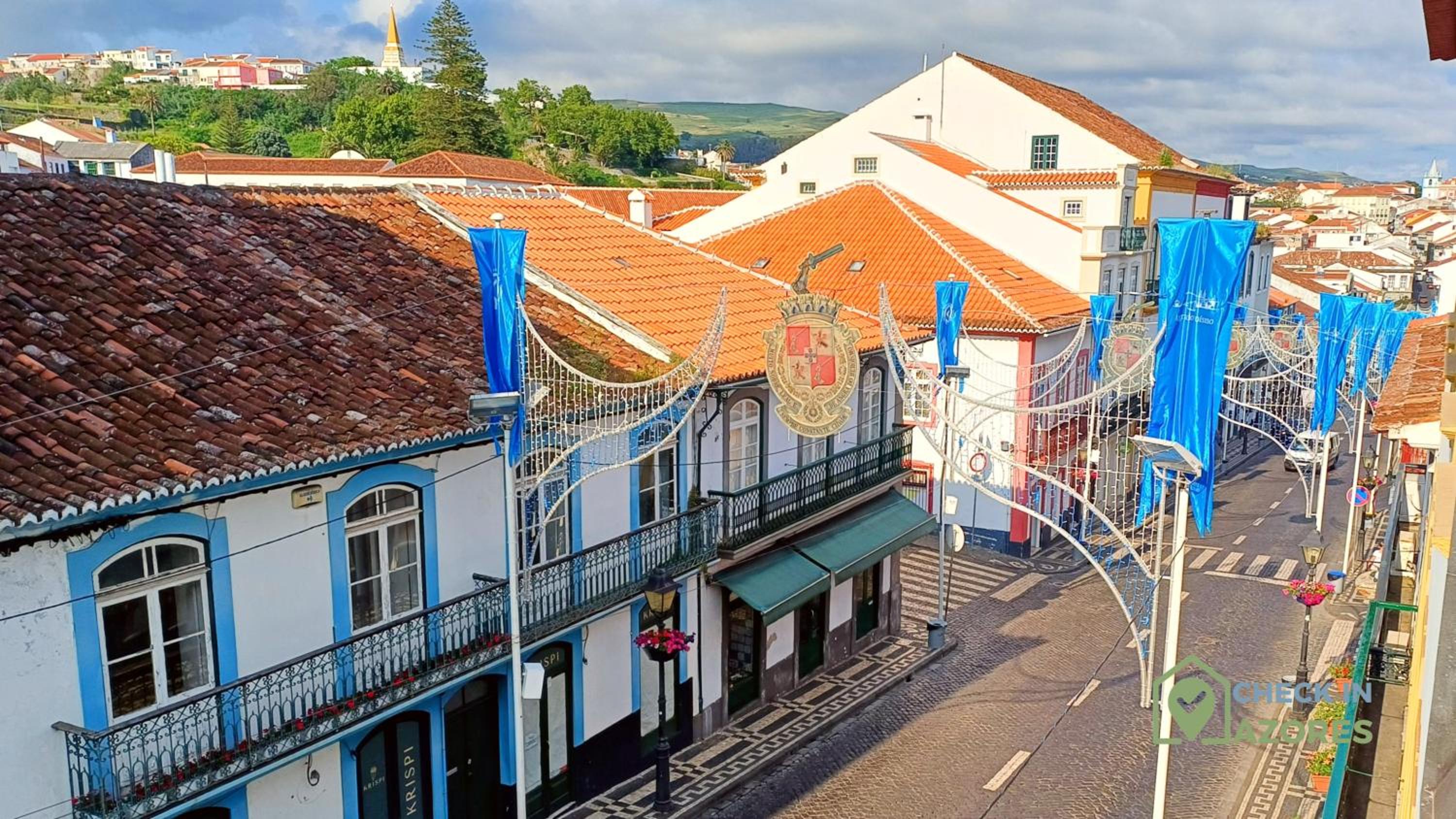 Loft acolhedor com mezanine no centro de Angra
