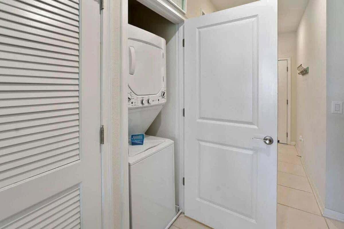Lovely 2BR Codo with 2Clubhouses & Kids Splash Pad