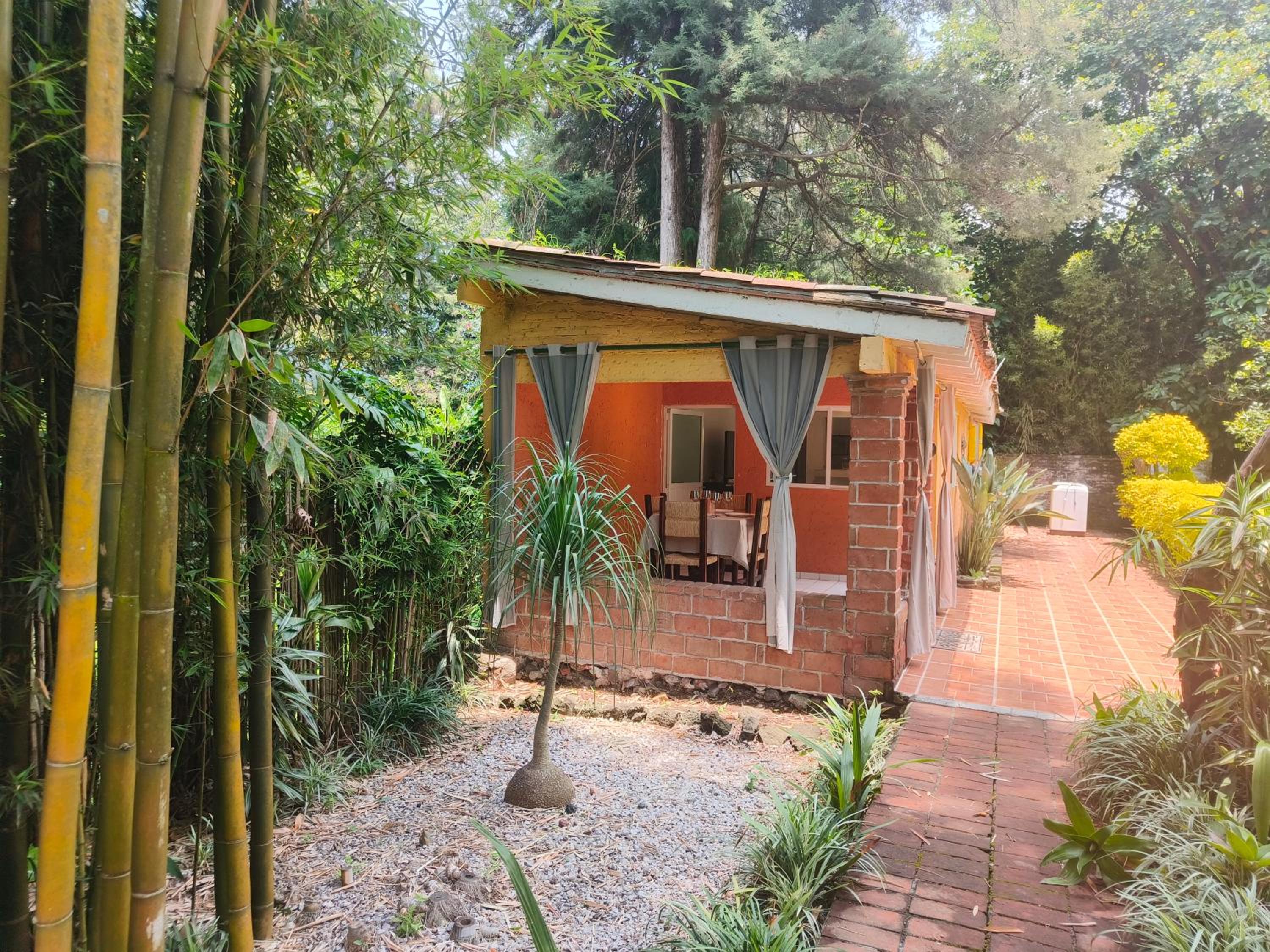 Portal Azahualco Bungalow 1 close to the mountain