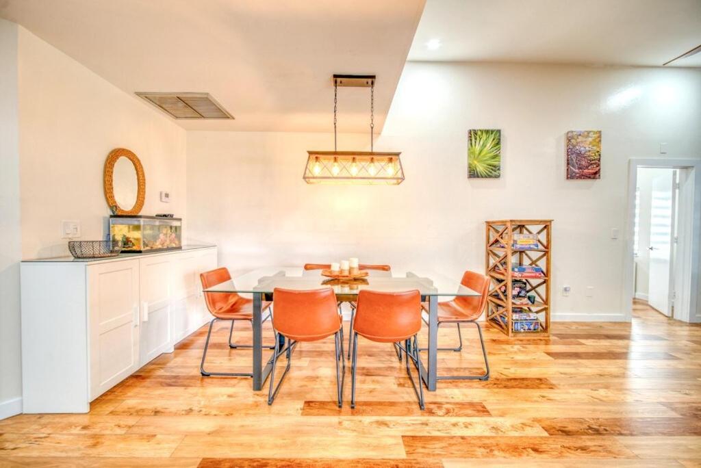 Kids- Friendly Stay in Cape! Heated Pool- Tesla charger & SPA