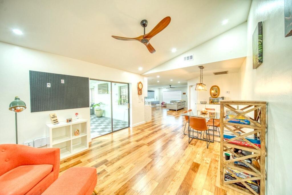 Kids- Friendly Stay in Cape! Heated Pool- Tesla charger & SPA