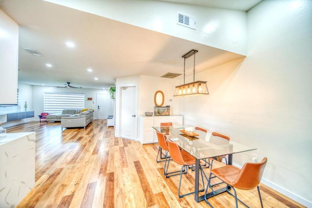 Kids- Friendly Stay in Cape! Heated Pool- Tesla charger & SPA