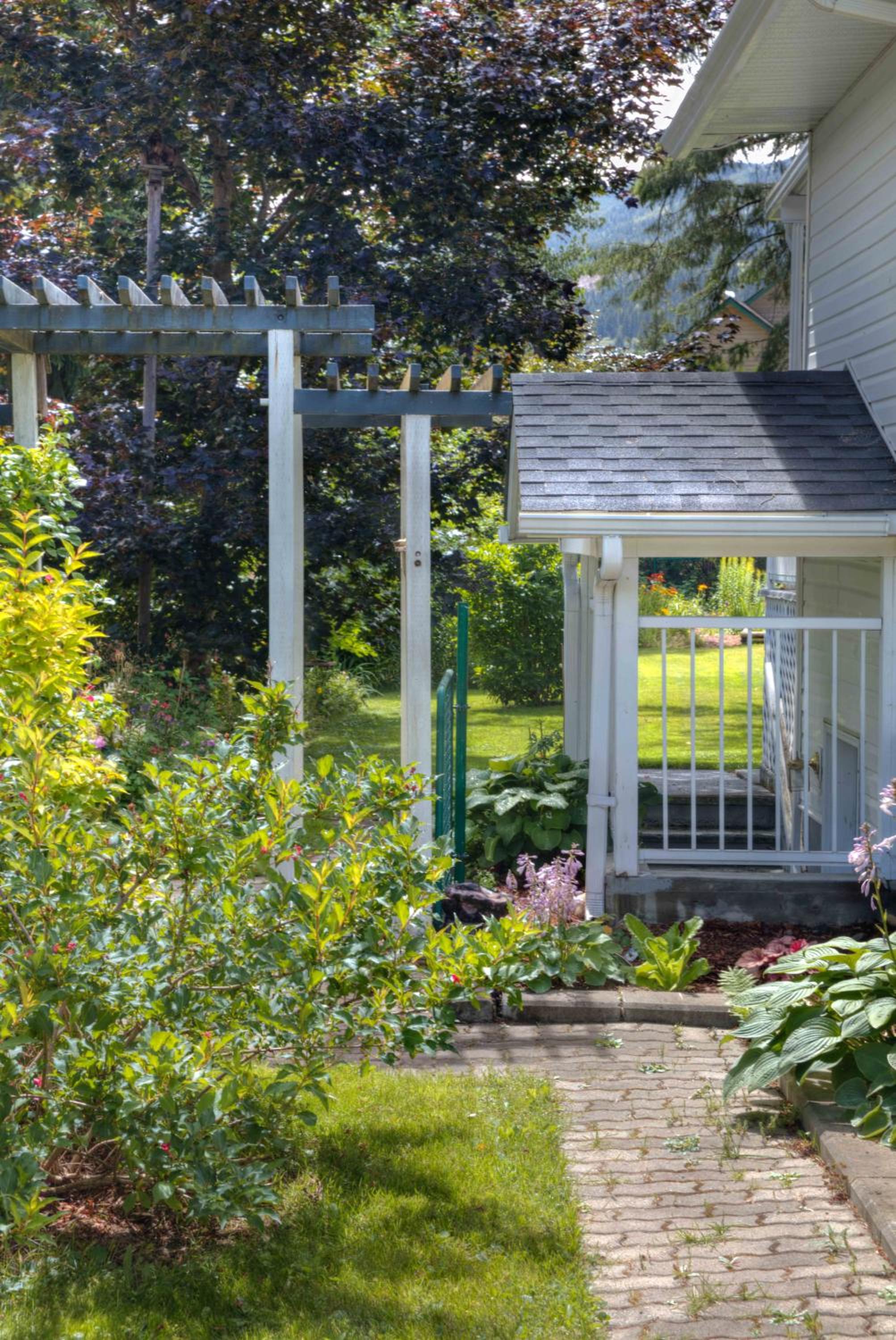 Hummingbird Bed and Breakfast