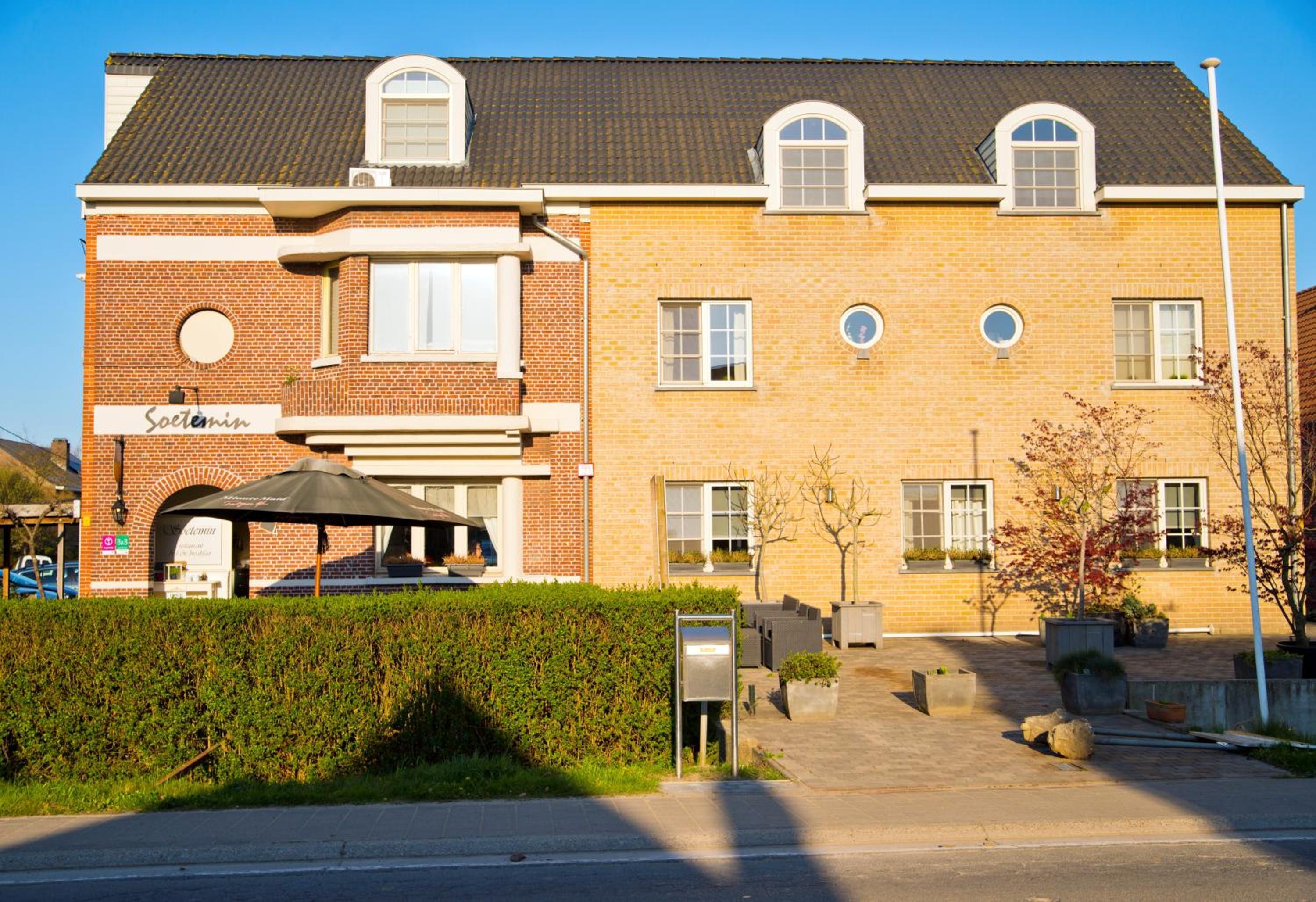 Hotel B&B Castellier - Image 1