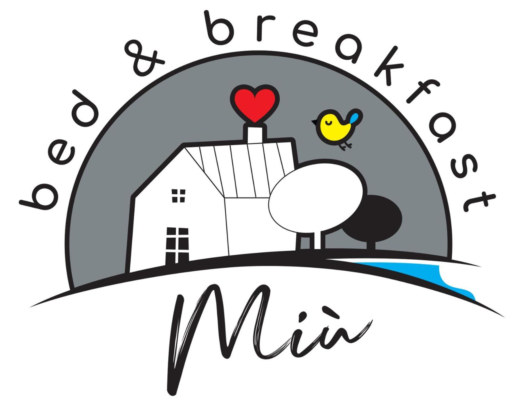Miu' B&B , Ciampino , Villa con Piscina e Parcheggio Privato