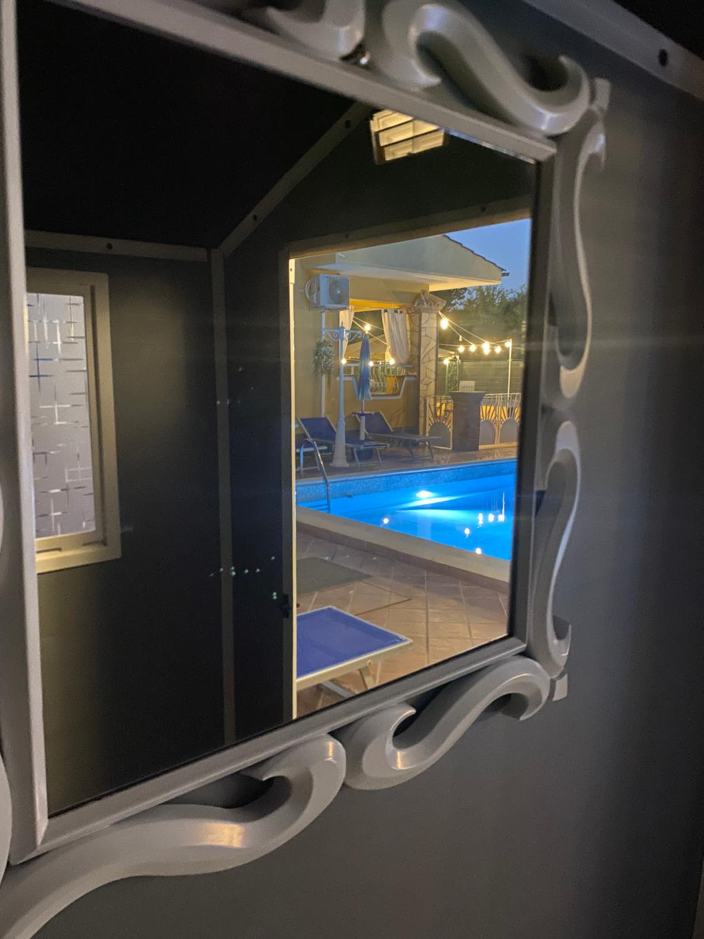 Miu' B&B , Ciampino , Villa con Piscina e Parcheggio Privato