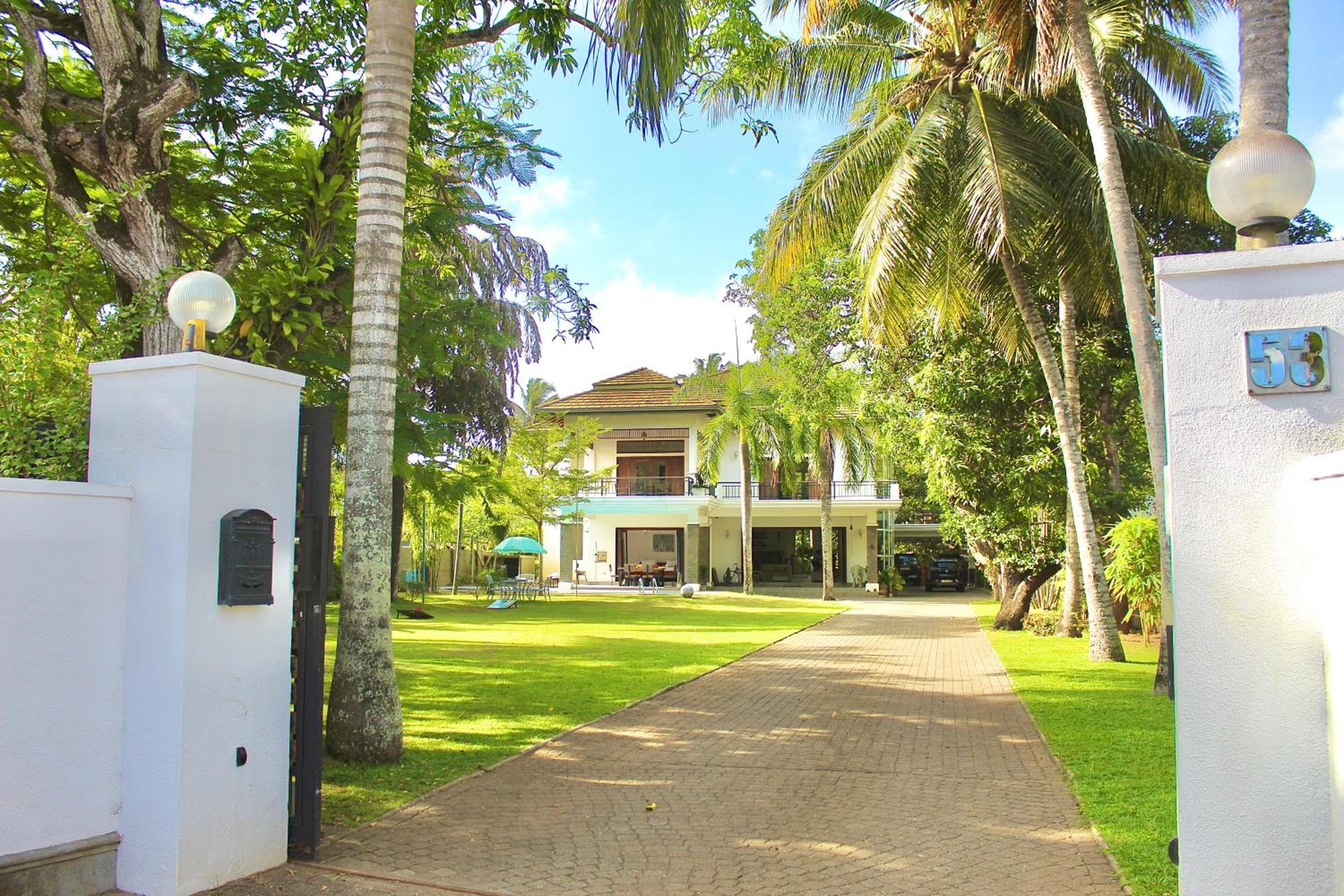 Tropical Terrace Negombo