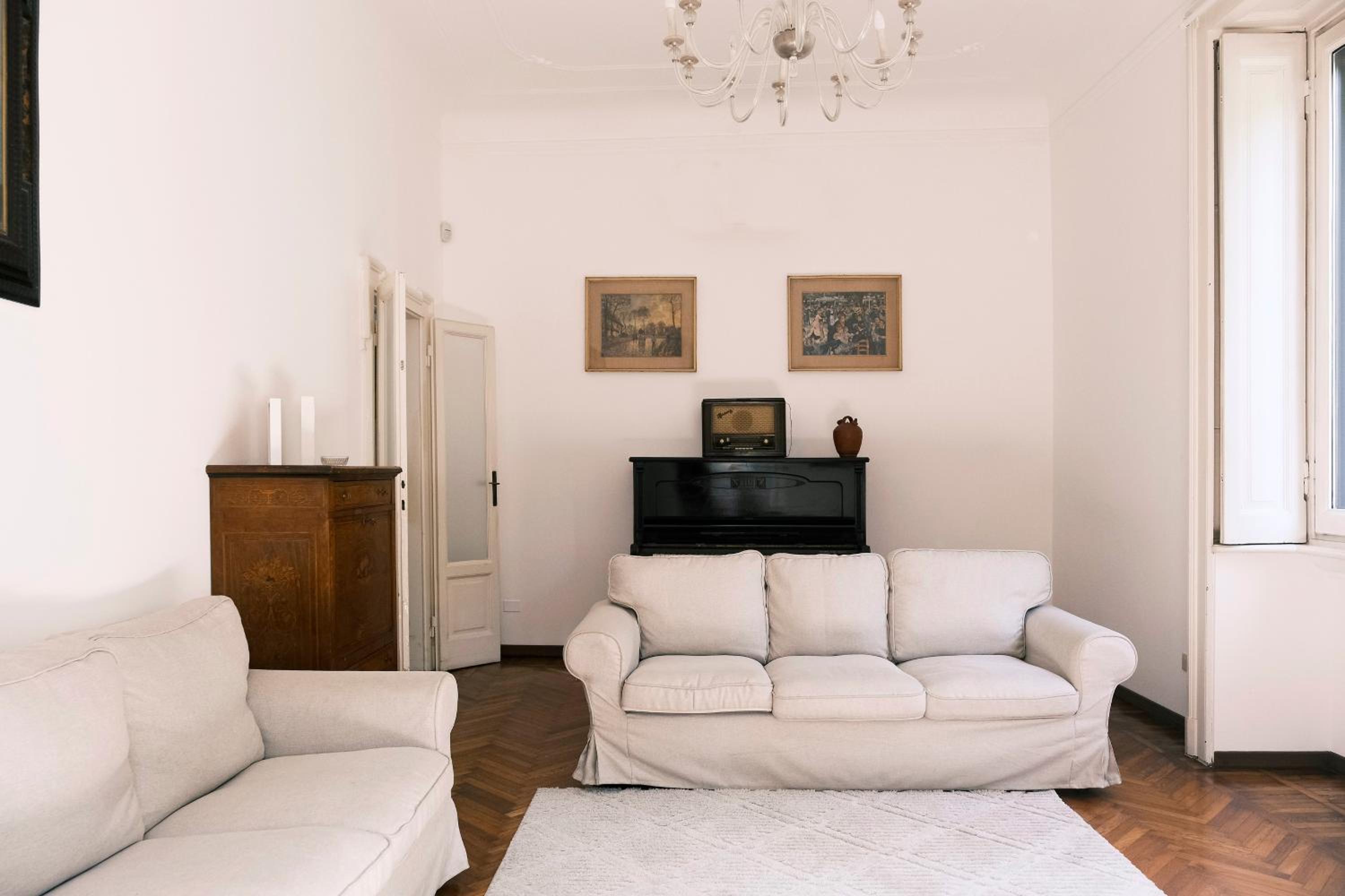 ComeCasa 3 Bedrooms Apartment near Bocconi