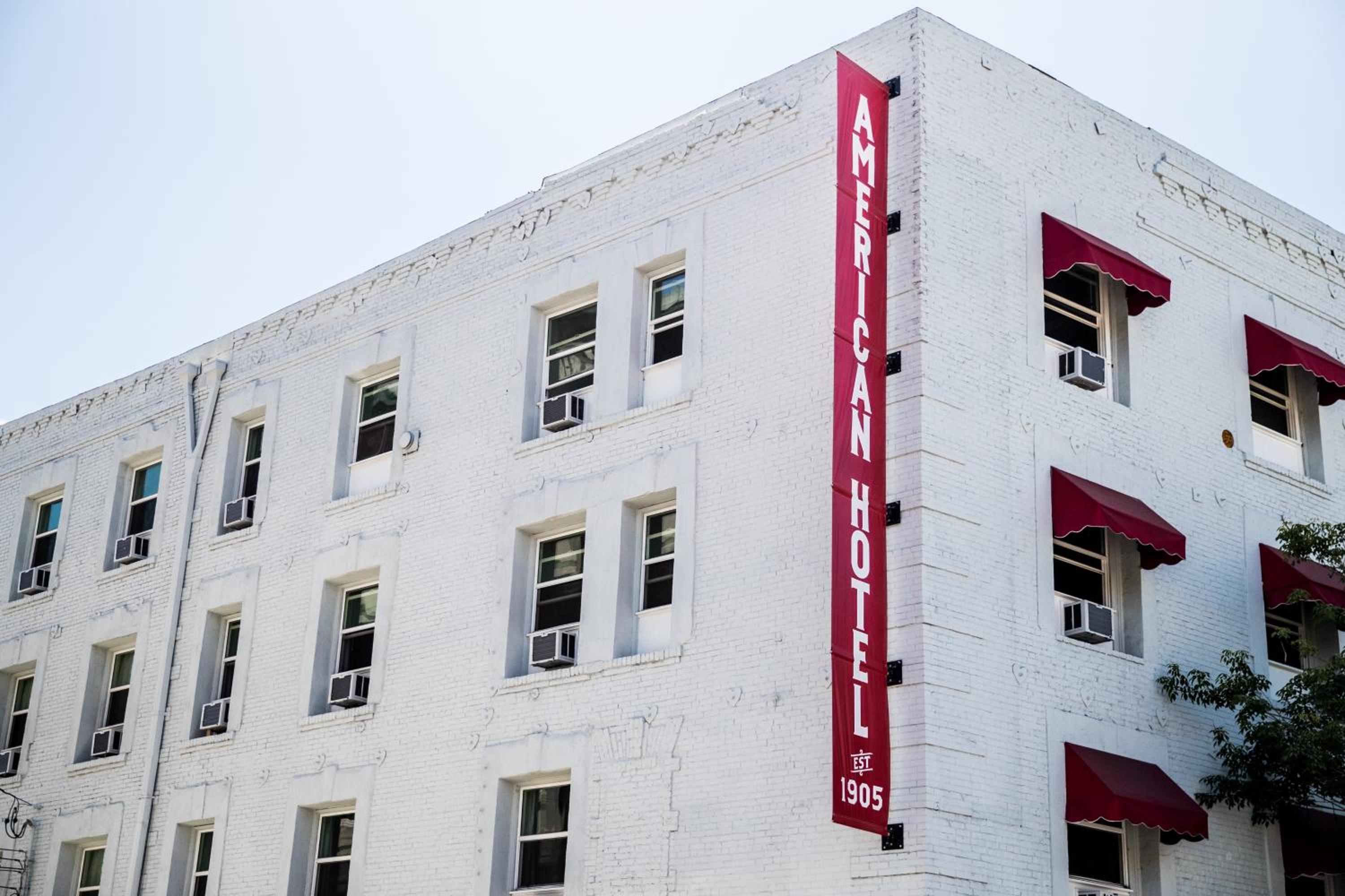 American Hotel