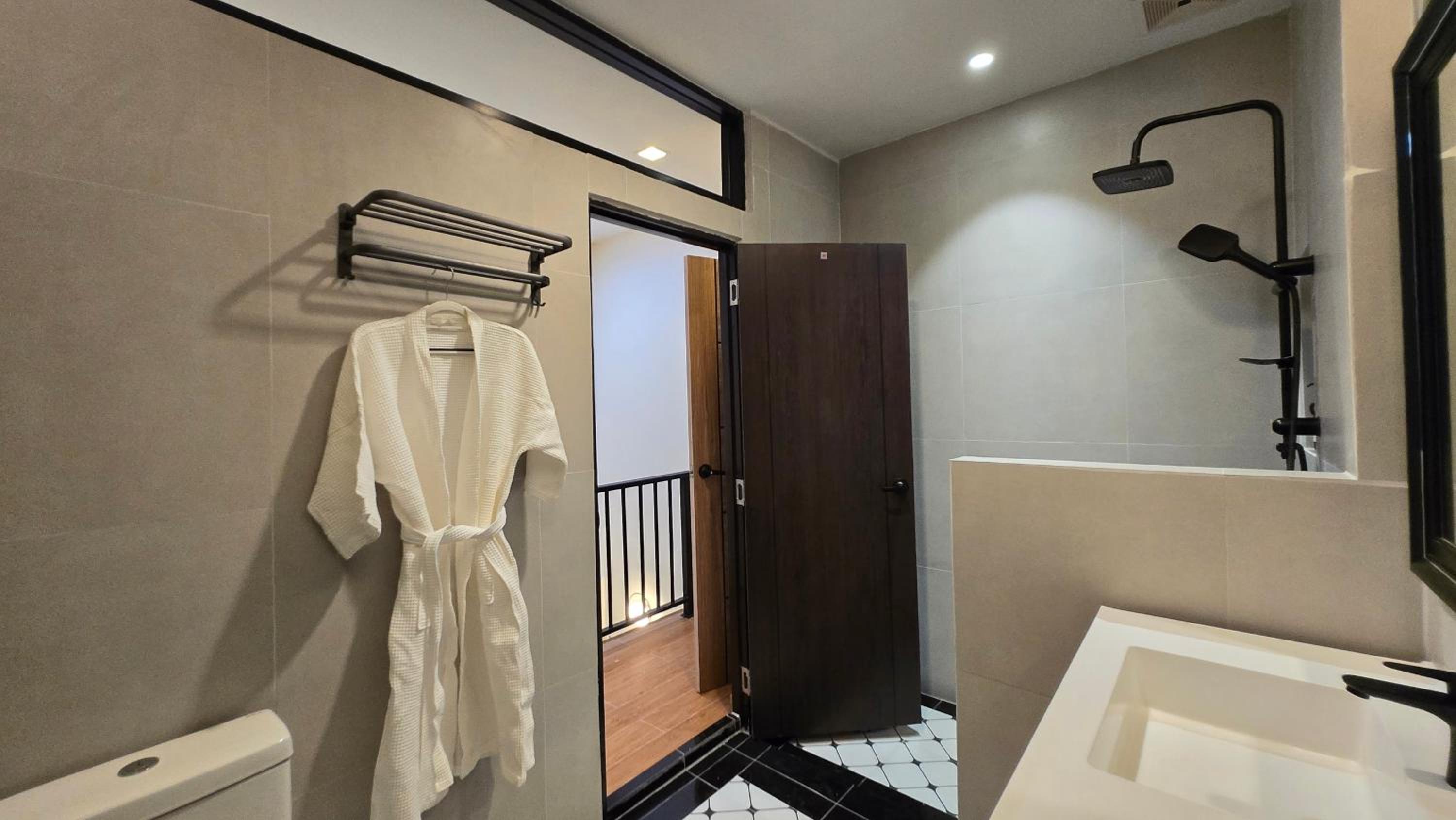TownHouse near Central Ladprao with bathtub
