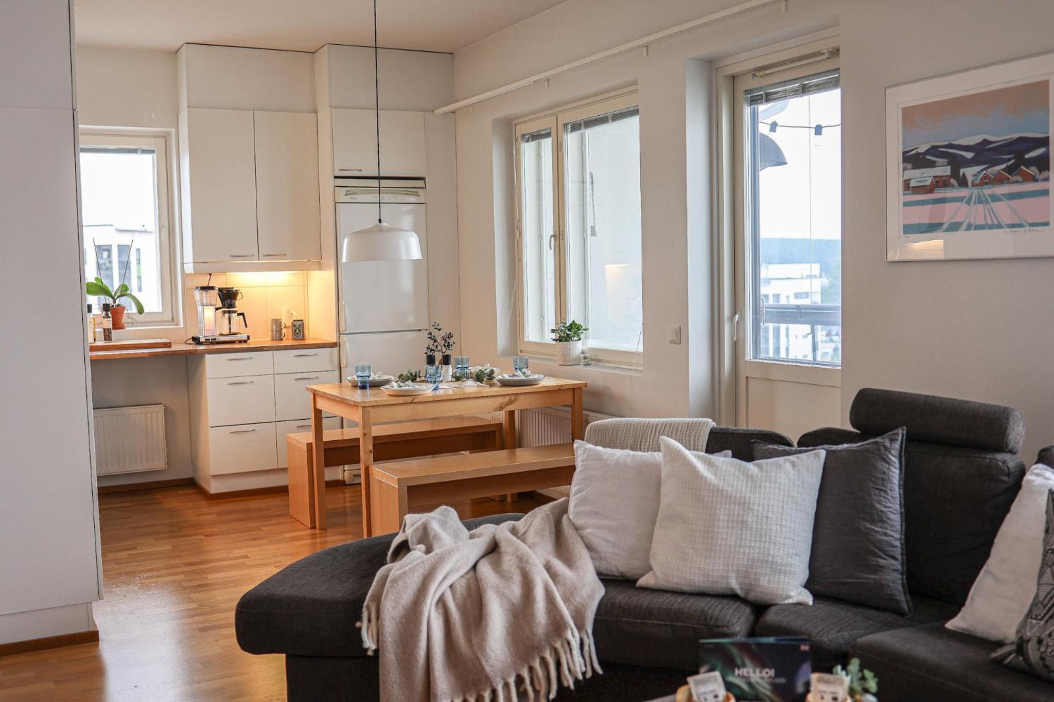 Cozy Rooftop apartment By BookLapland