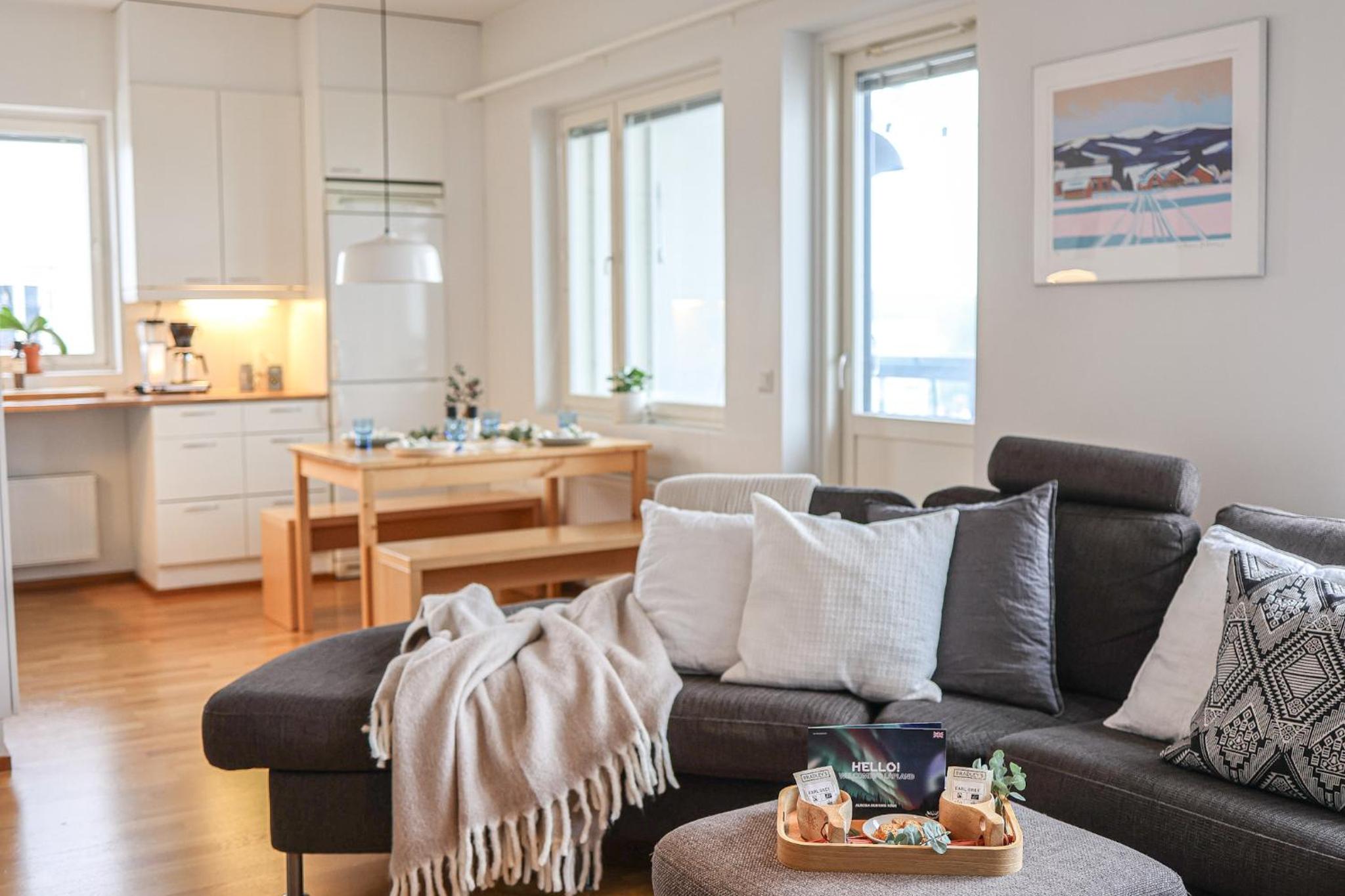 Cozy Rooftop apartment By BookLapland