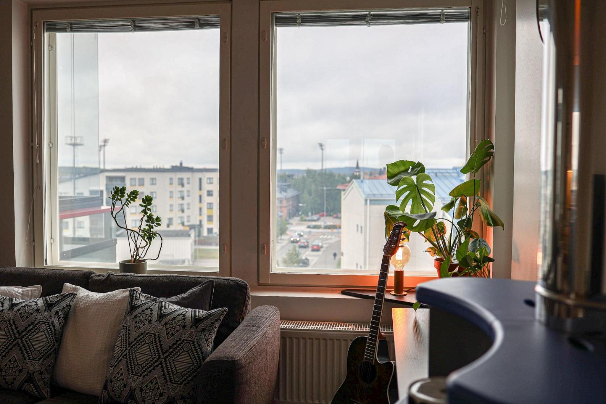 Cozy Rooftop apartment By BookLapland