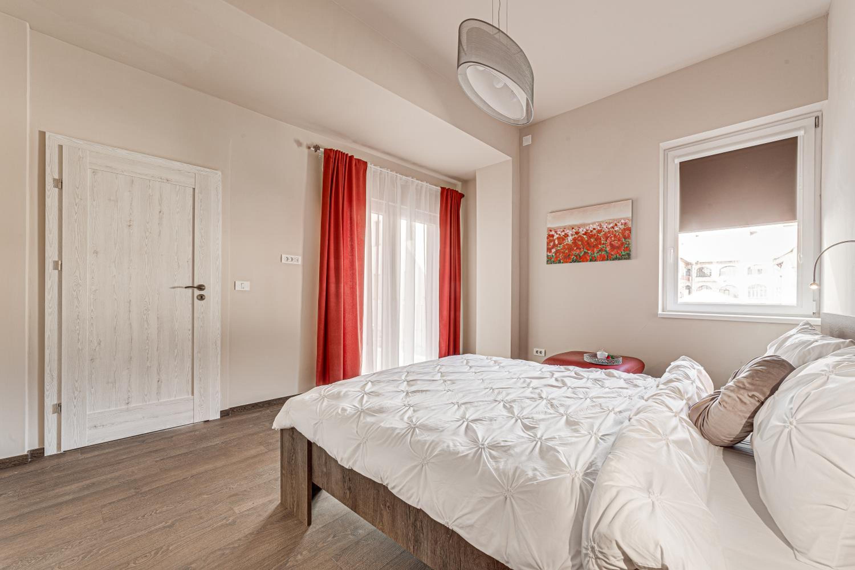 ARI Central Grand Apartment