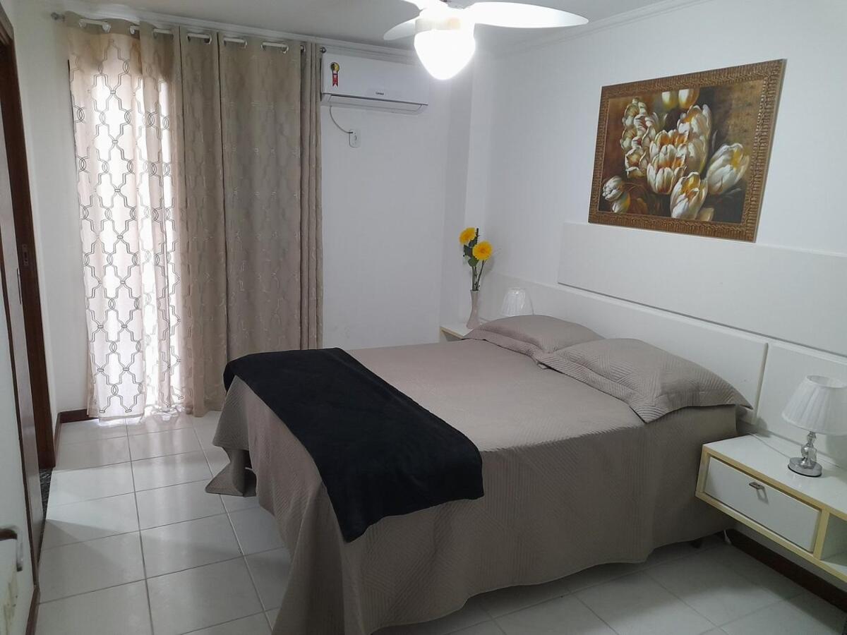 Lindo apartamento frente mar Peracanga