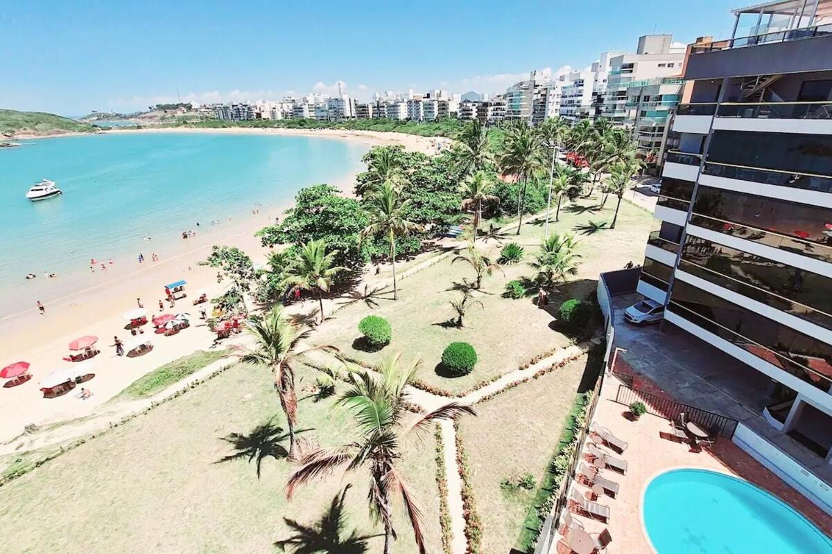 Lindo apartamento frente mar Peracanga