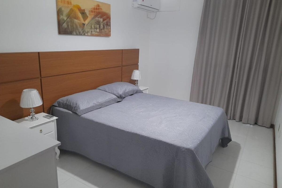 Lindo apartamento frente mar Peracanga