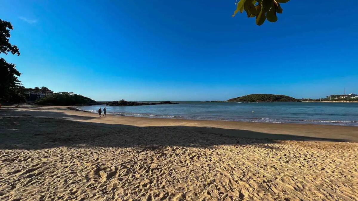 Lindo apartamento frente mar Peracanga