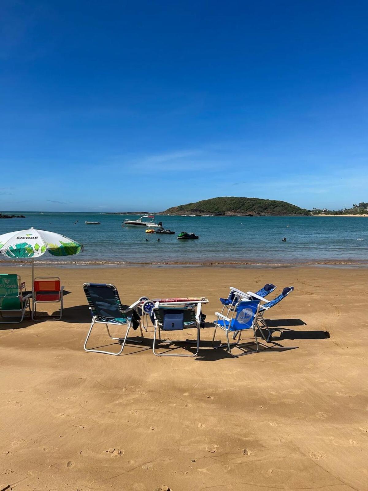 Lindo apartamento frente mar Peracanga