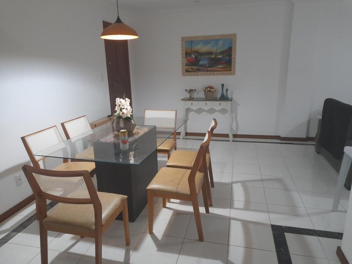 Lindo apartamento frente mar Peracanga