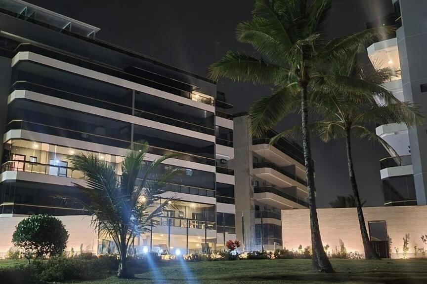 Lindo apartamento frente mar Peracanga