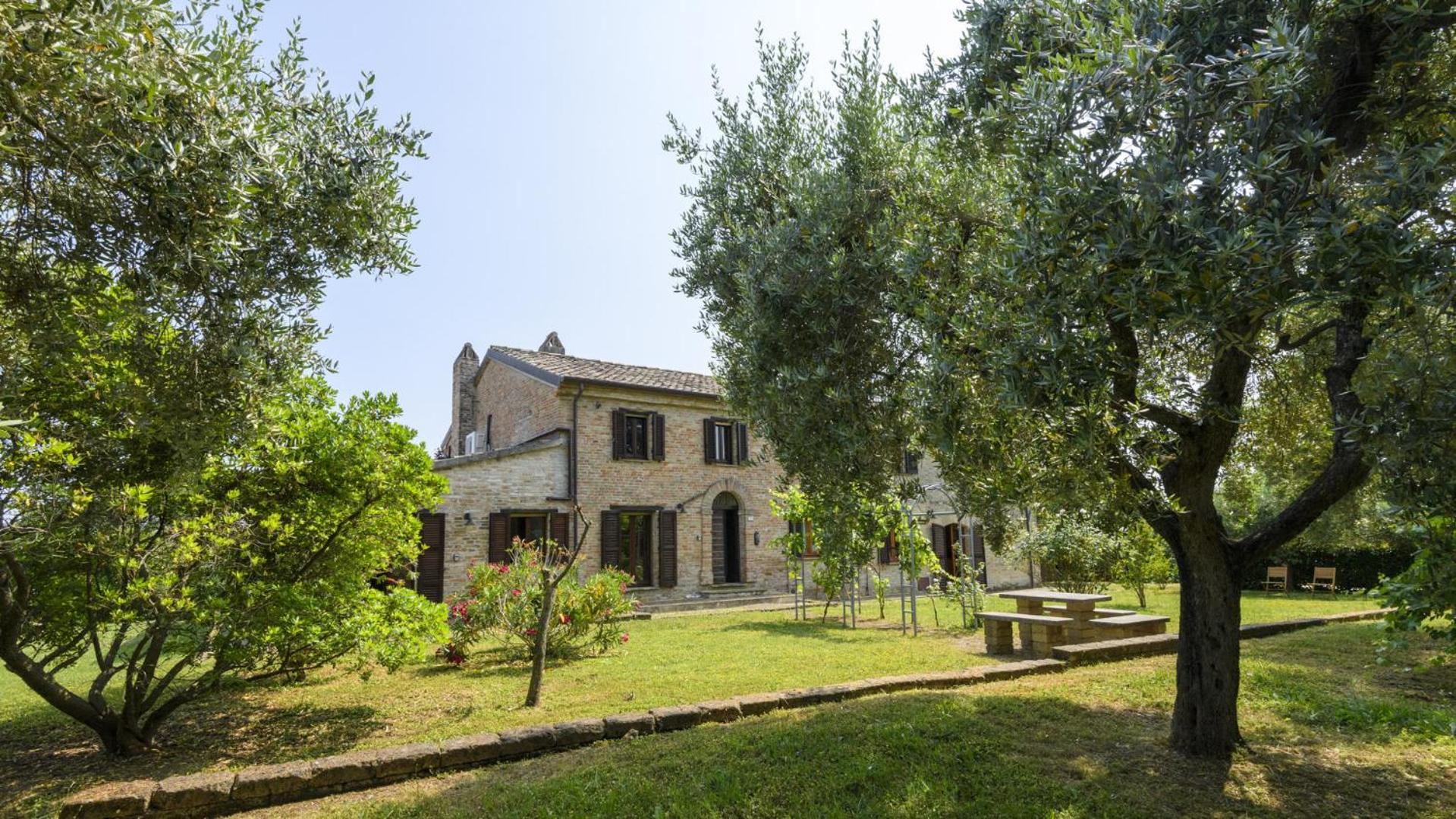 Ca Lucciola 12 by Marche Holiday Villas