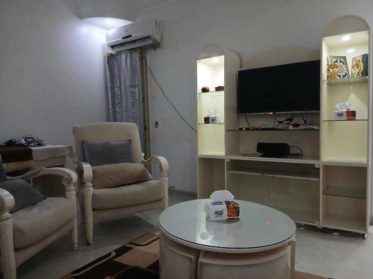 Family apartment in front of the sea