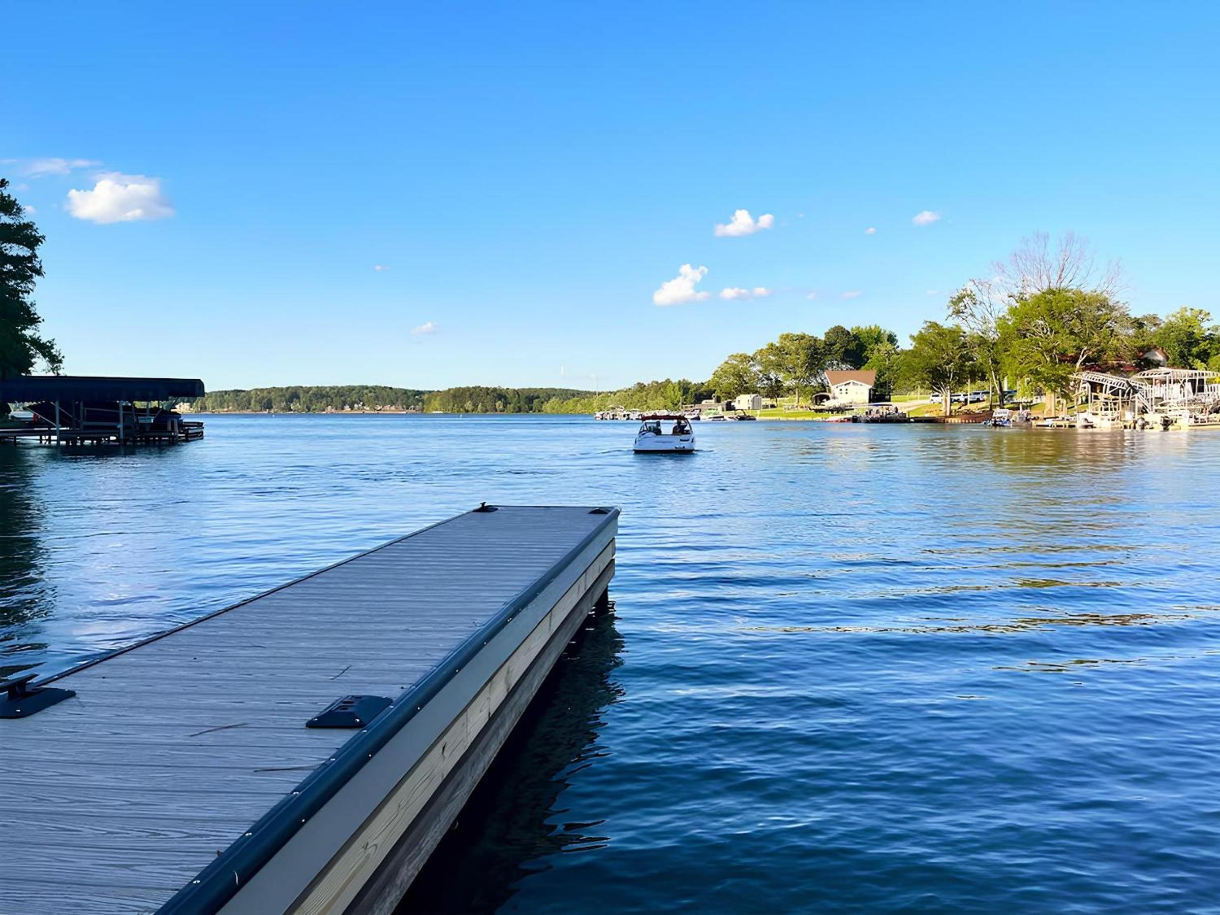 Shoo Fly at Lake Oconee - Lakefront, Kayaks, Games
