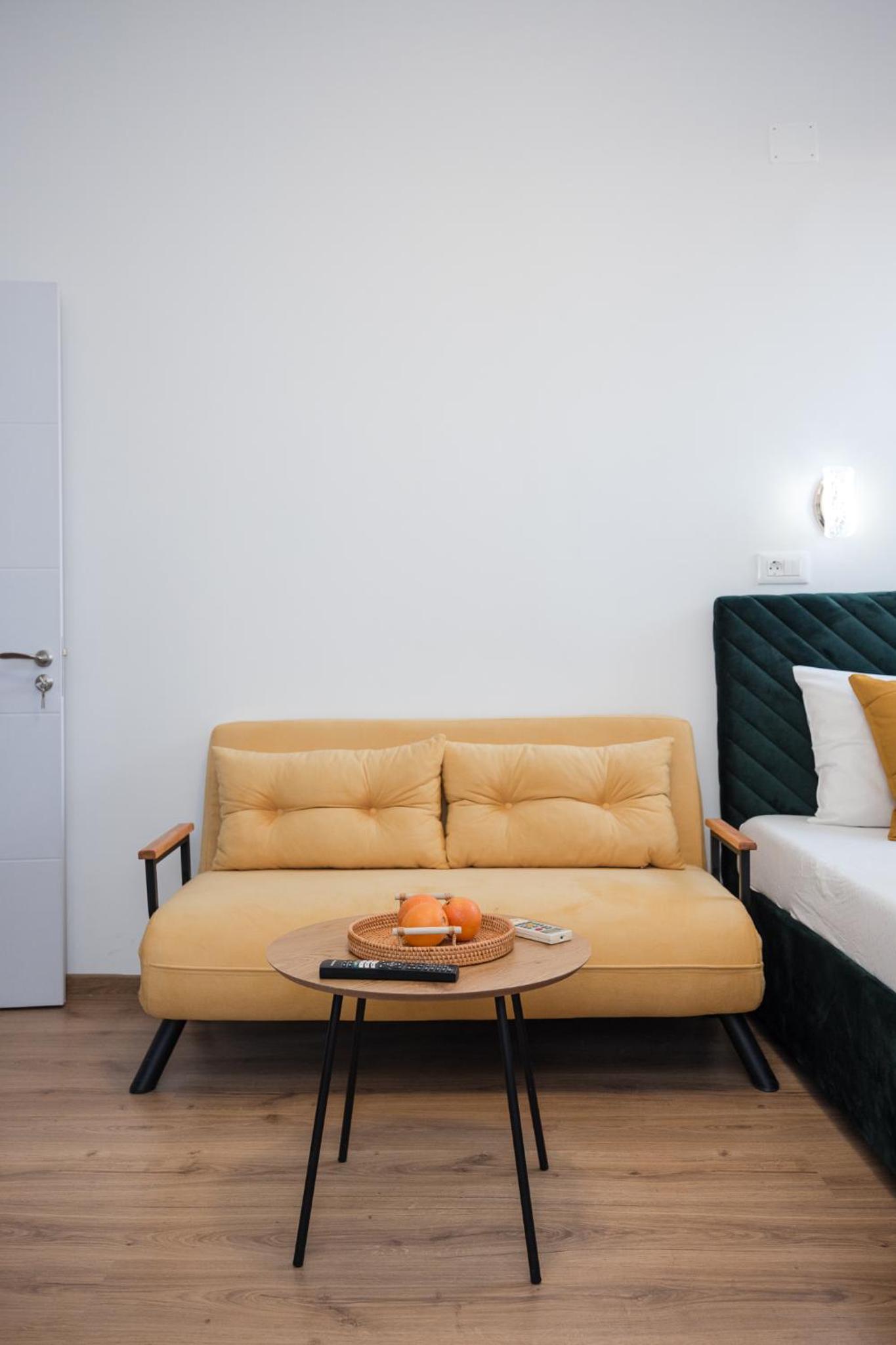 Bienvenue Studio- Steps from OldTown