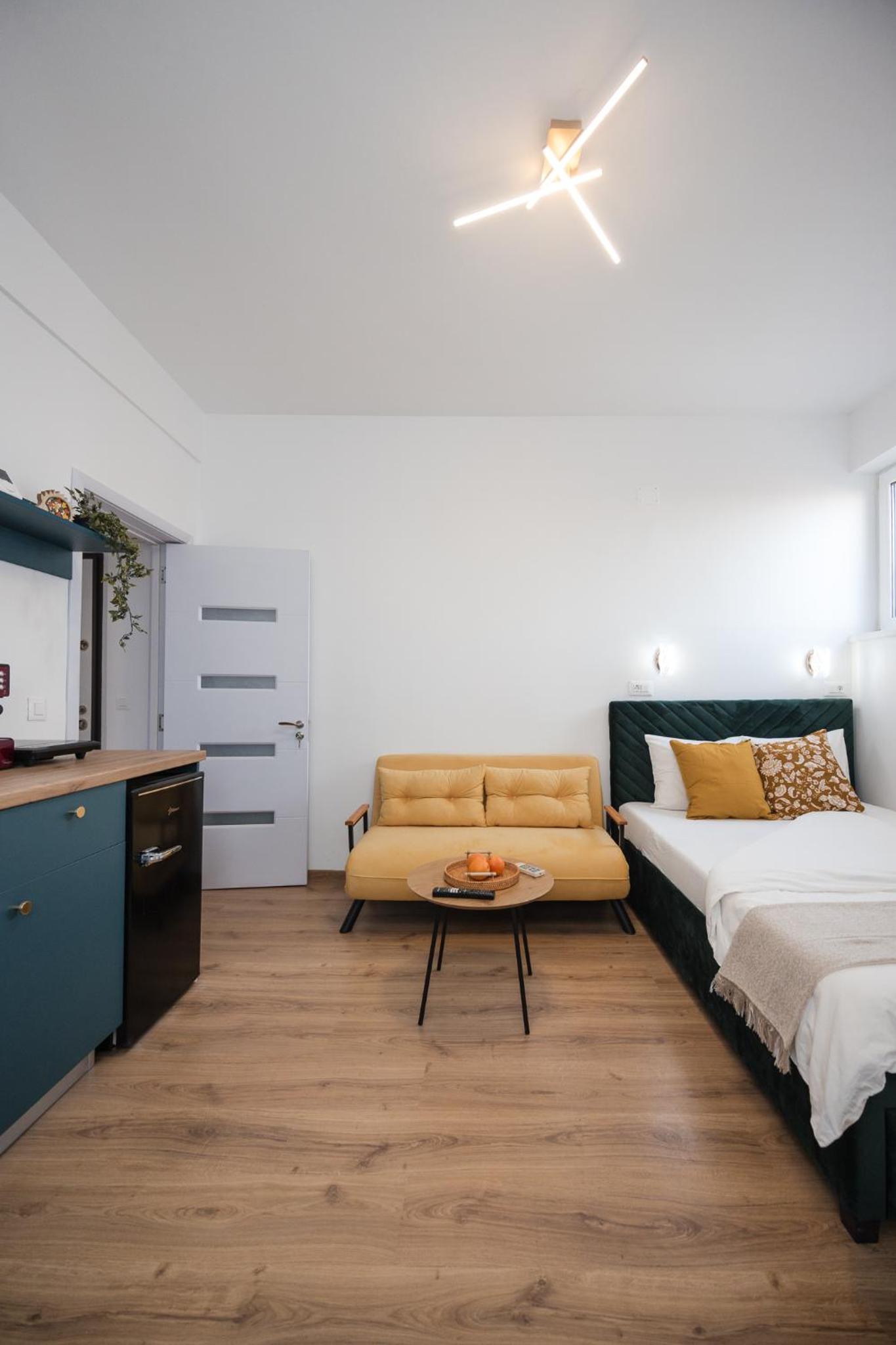 Bienvenue Studio- Steps from OldTown