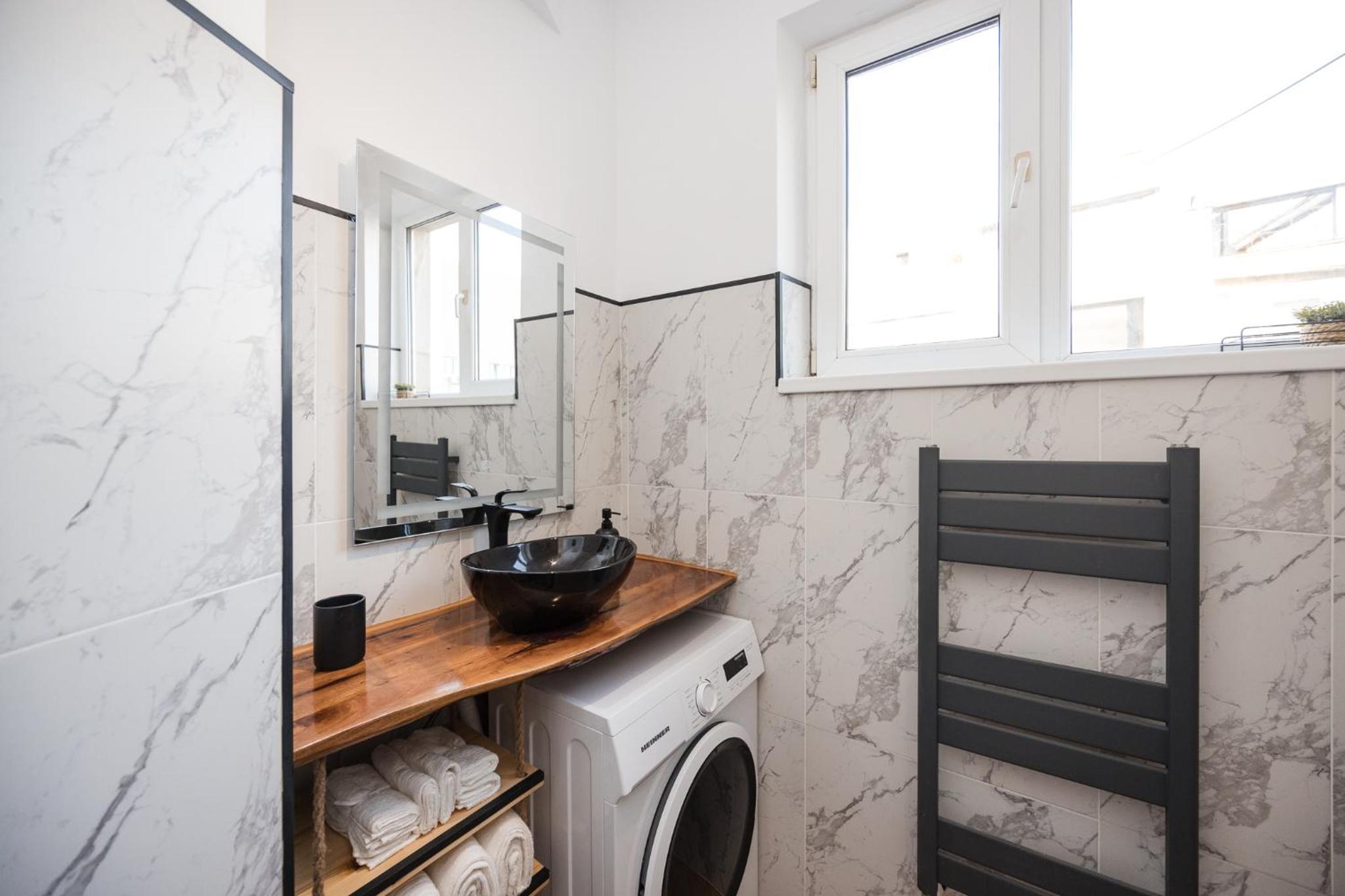 Bienvenue Studio- Steps from OldTown