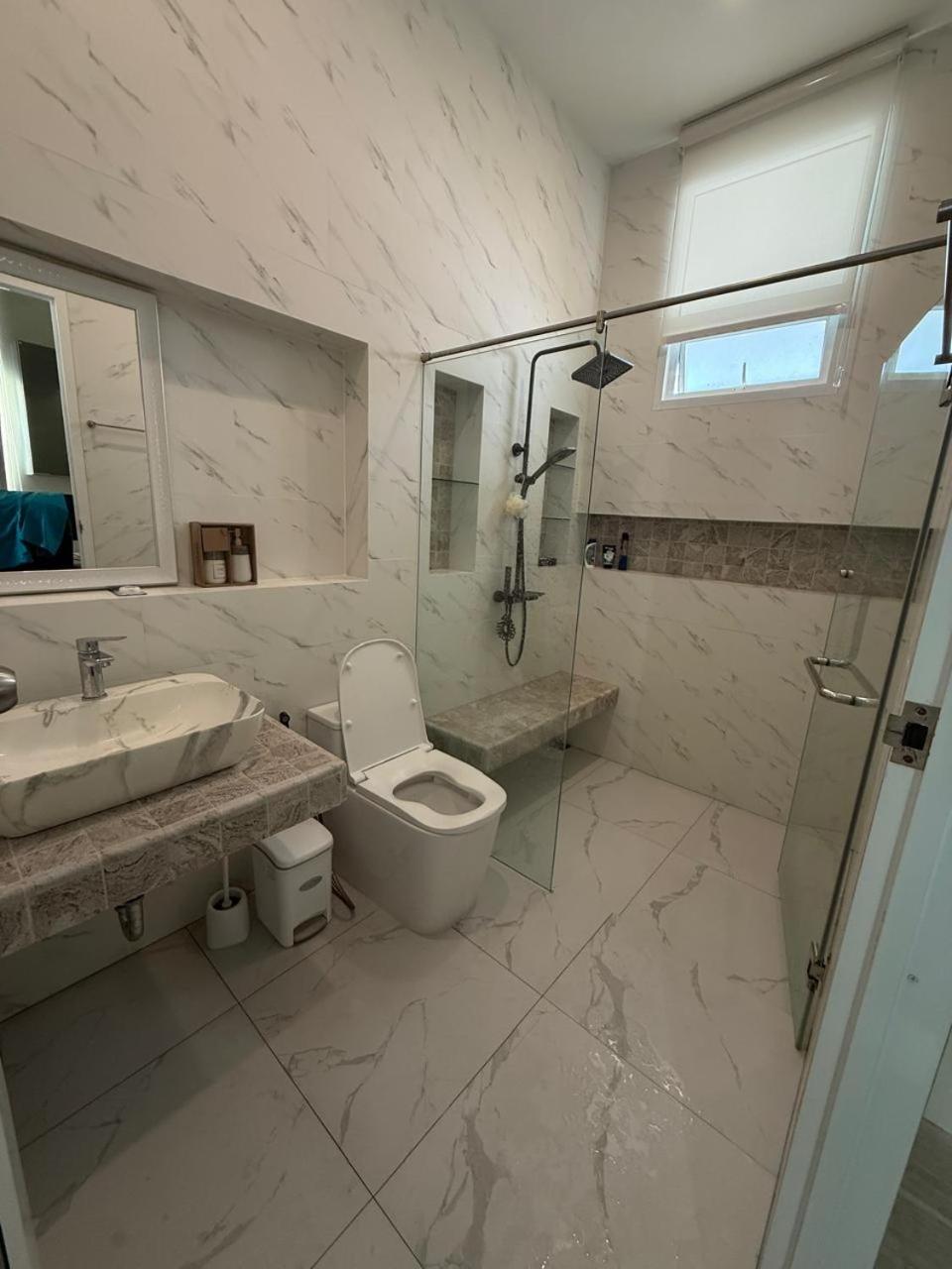Kamala Beach Phuket - 4BR Private Luxury Pool Villa with Maid