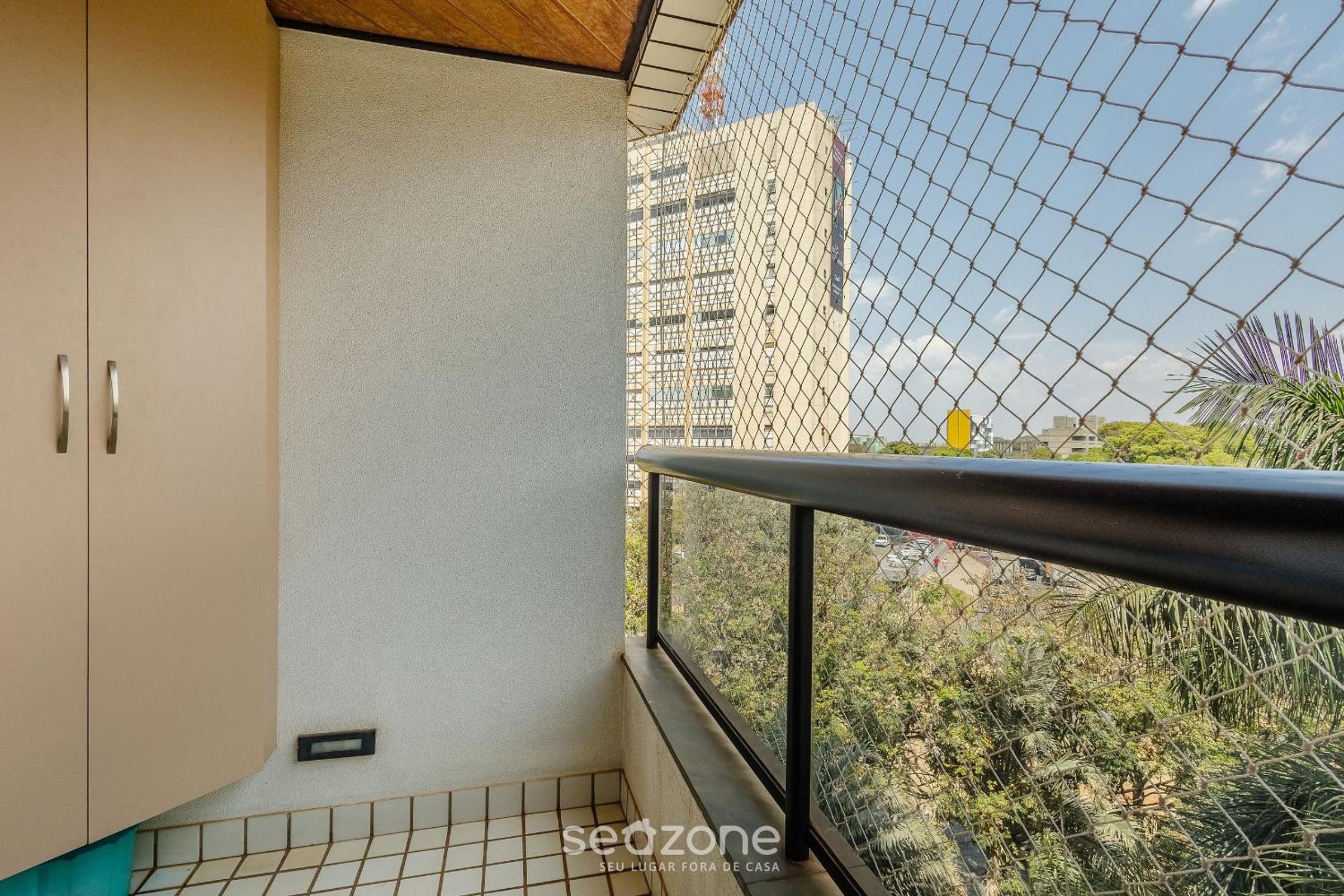 Apart in a condo with a pool in Asa Sul BHE0405