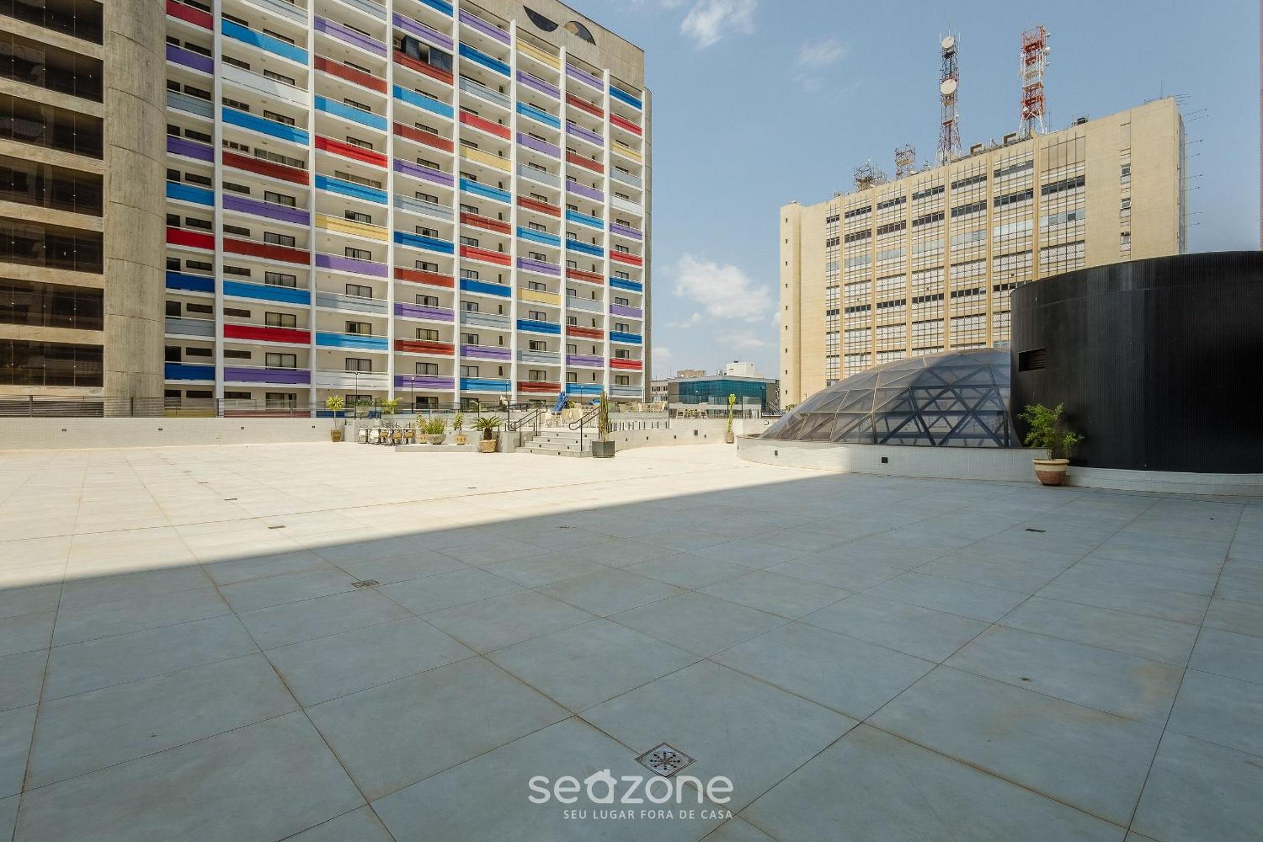 Apart in a condo with a pool in Asa Sul BHE0405