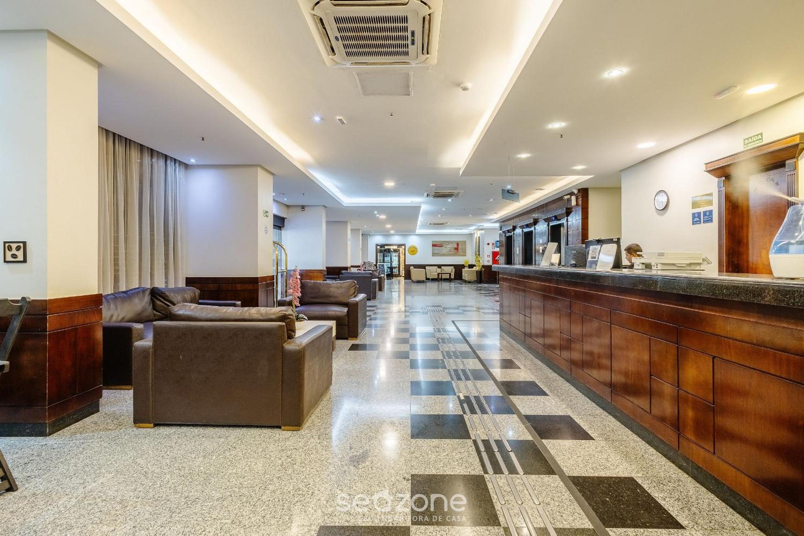Apart in a condo with a pool in Asa Sul BHE0405