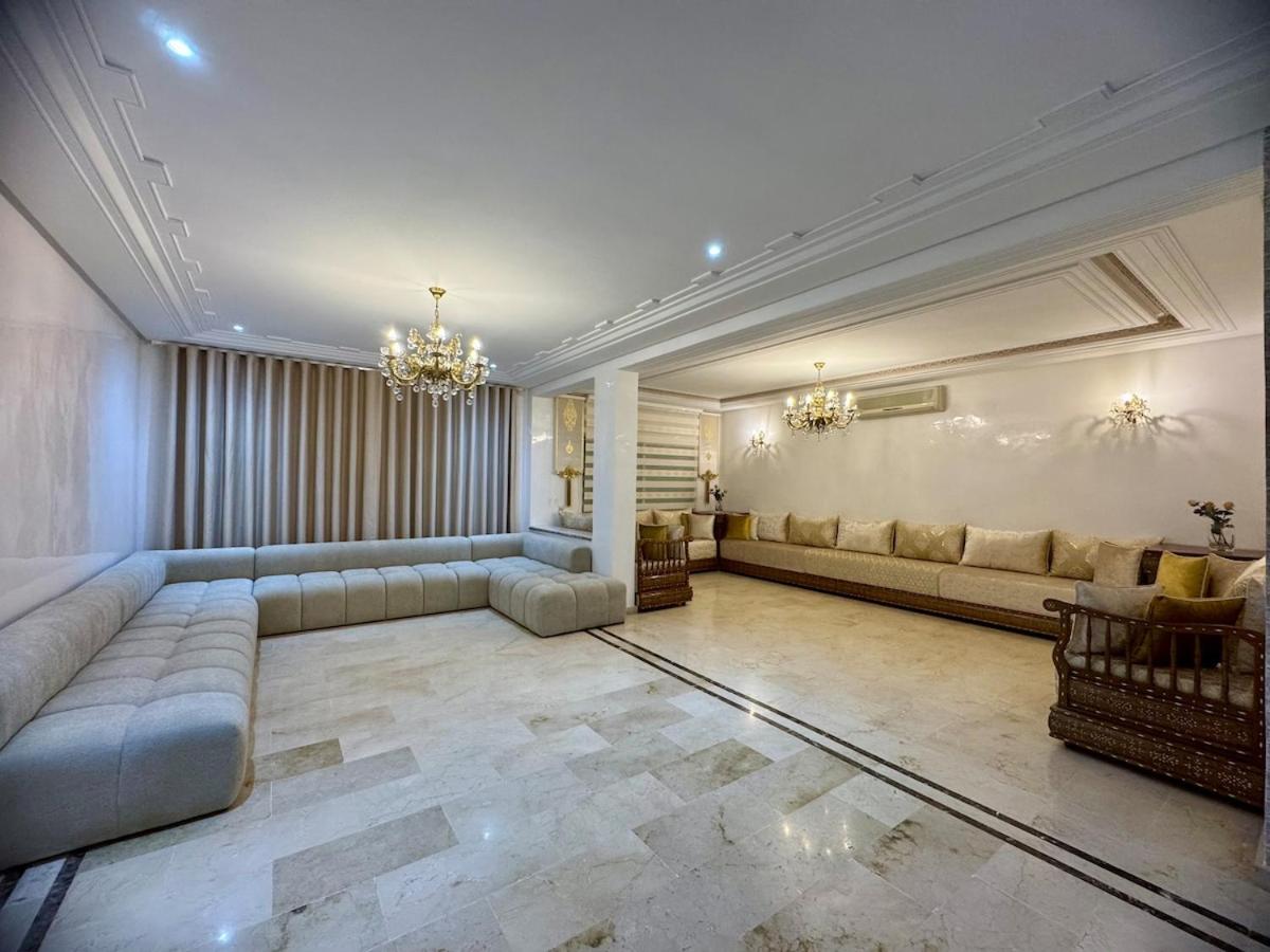 Chic & Spacious 4BR with Jacuzzi-Fez New City Stay