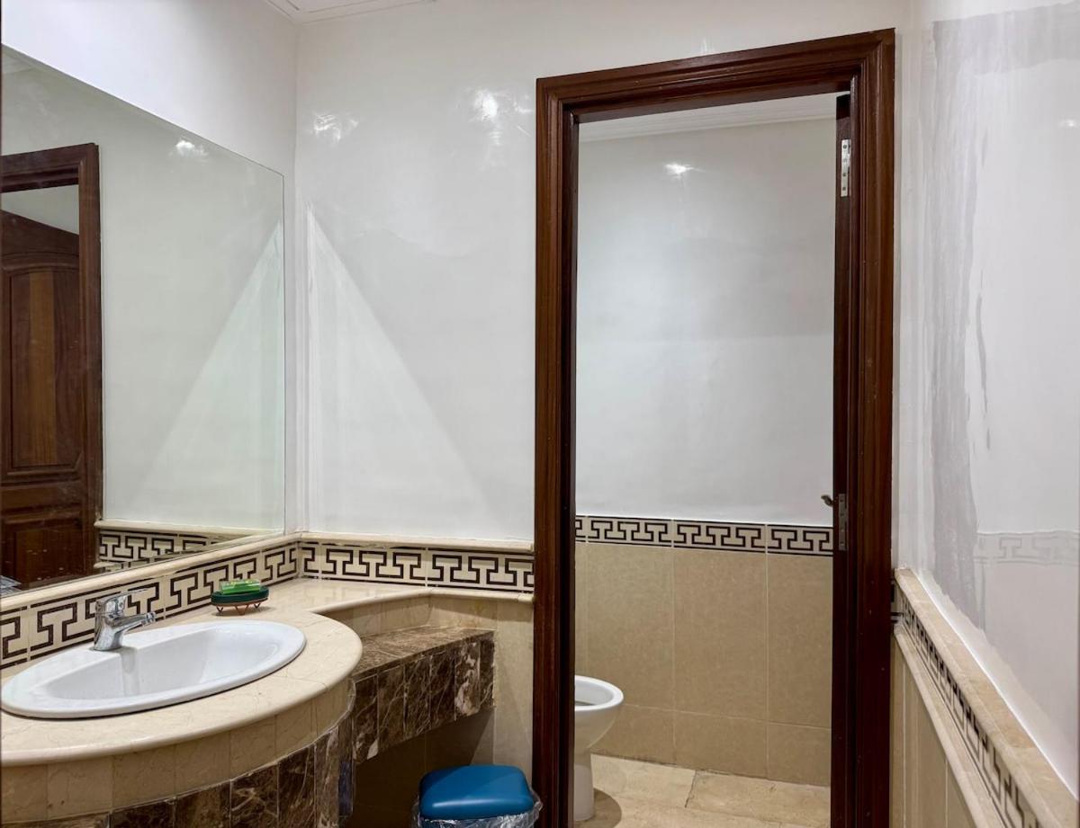 Chic & Spacious 4BR with Jacuzzi-Fez New City Stay