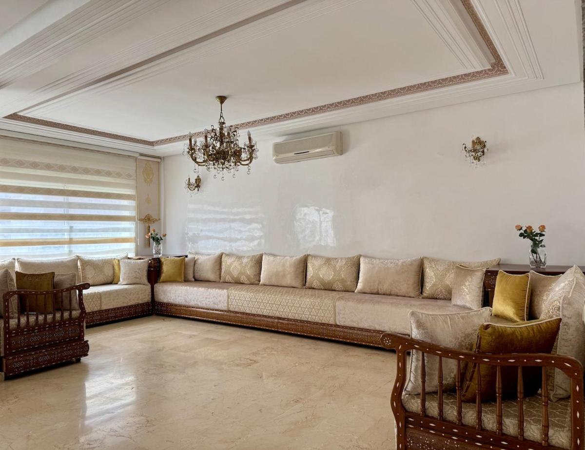Chic & Spacious 4BR with Jacuzzi-Fez New City Stay