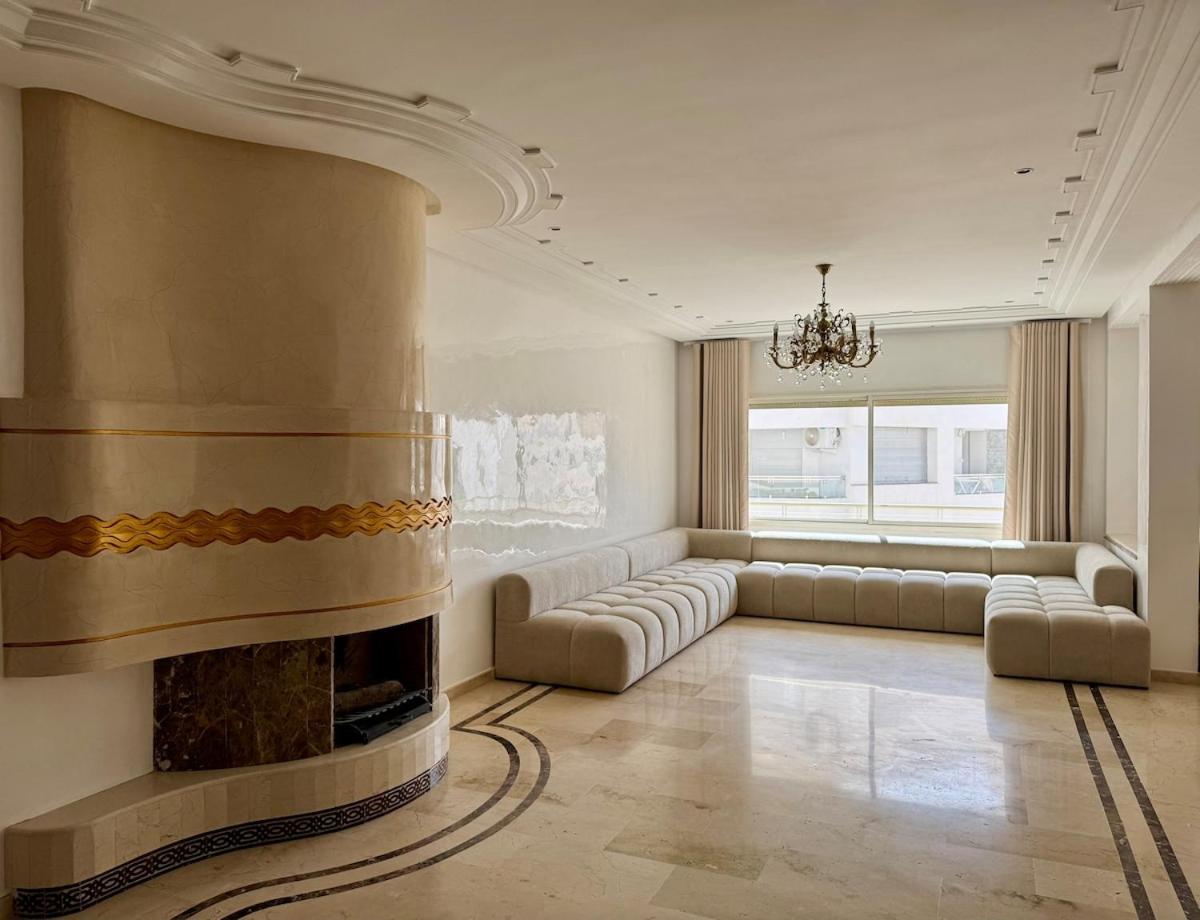 Chic & Spacious 4BR with Jacuzzi-Fez New City Stay