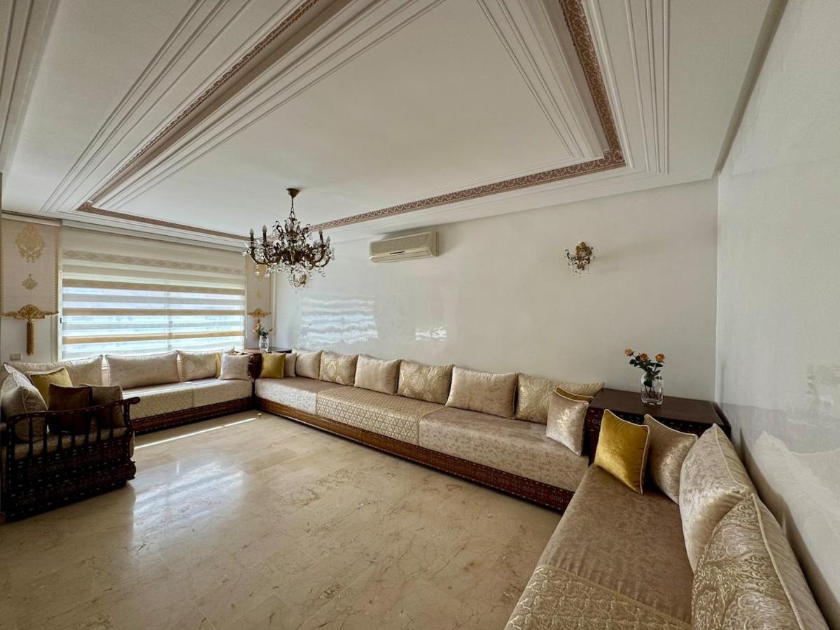 Chic & Spacious 4BR with Jacuzzi-Fez New City Stay