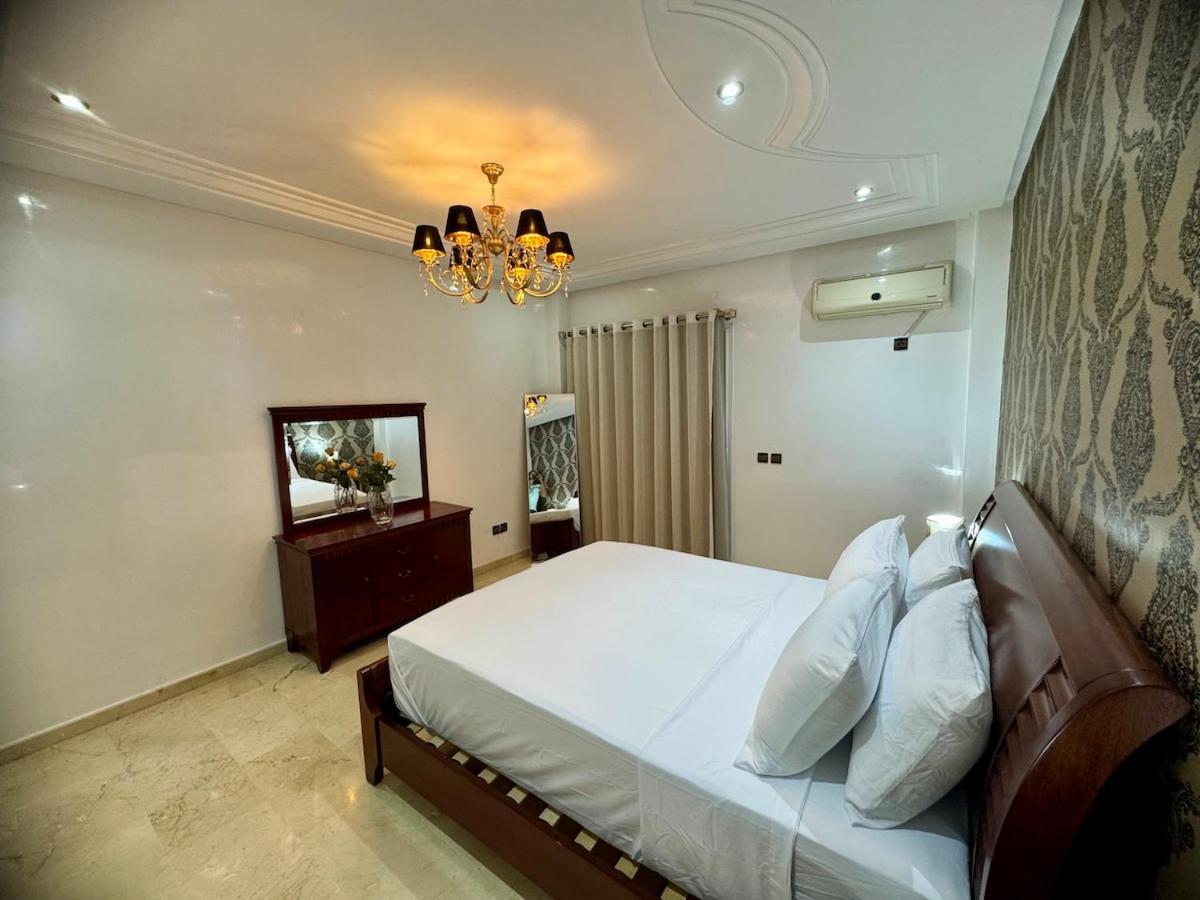 Chic & Spacious 4BR with Jacuzzi-Fez New City Stay