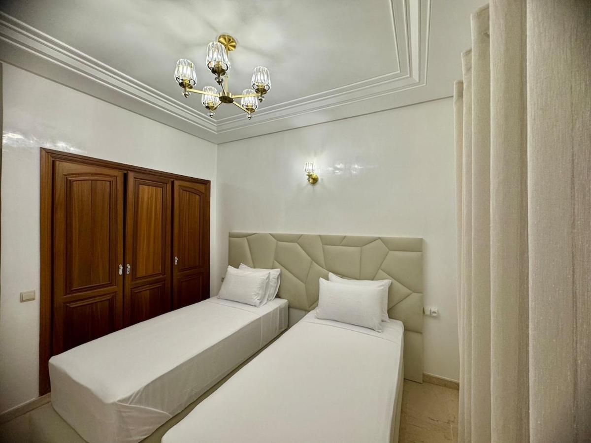 Chic & Spacious 4BR with Jacuzzi-Fez New City Stay