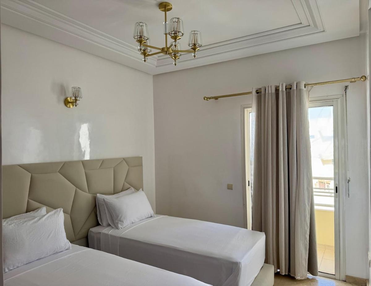 Chic & Spacious 4BR with Jacuzzi-Fez New City Stay