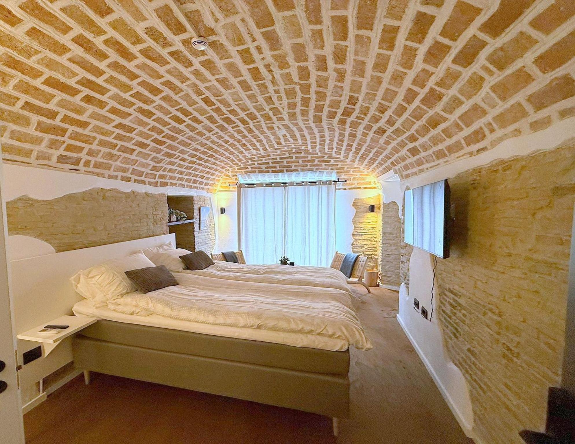 Charming Boutique B&B Hotel