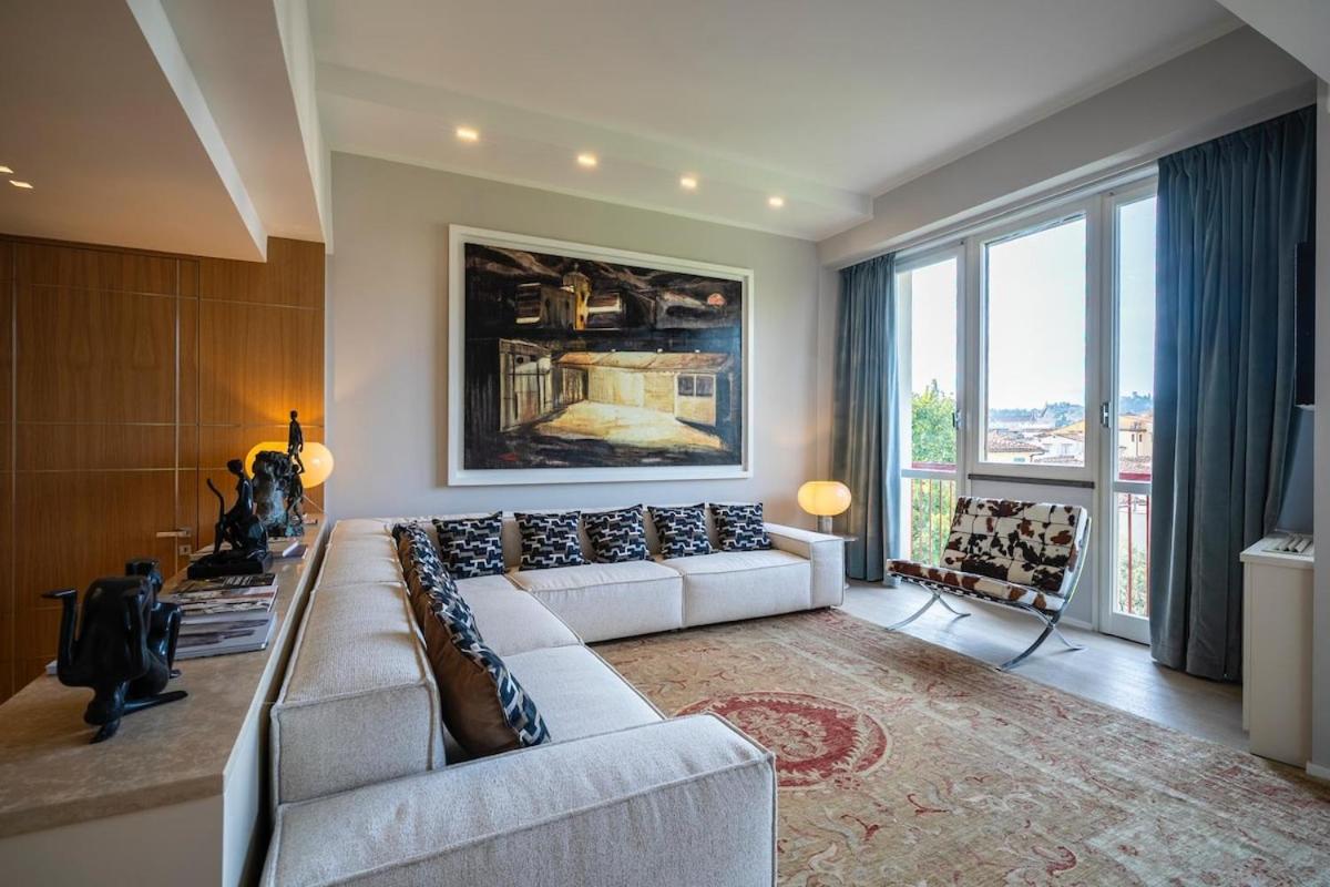 Luxury Florence Penthouse with Rooftop Terrace