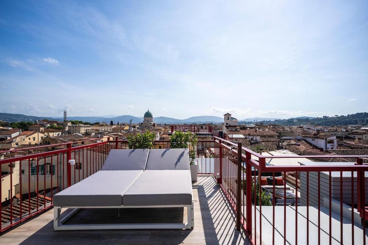 Luxury Florence Penthouse with Rooftop Terrace