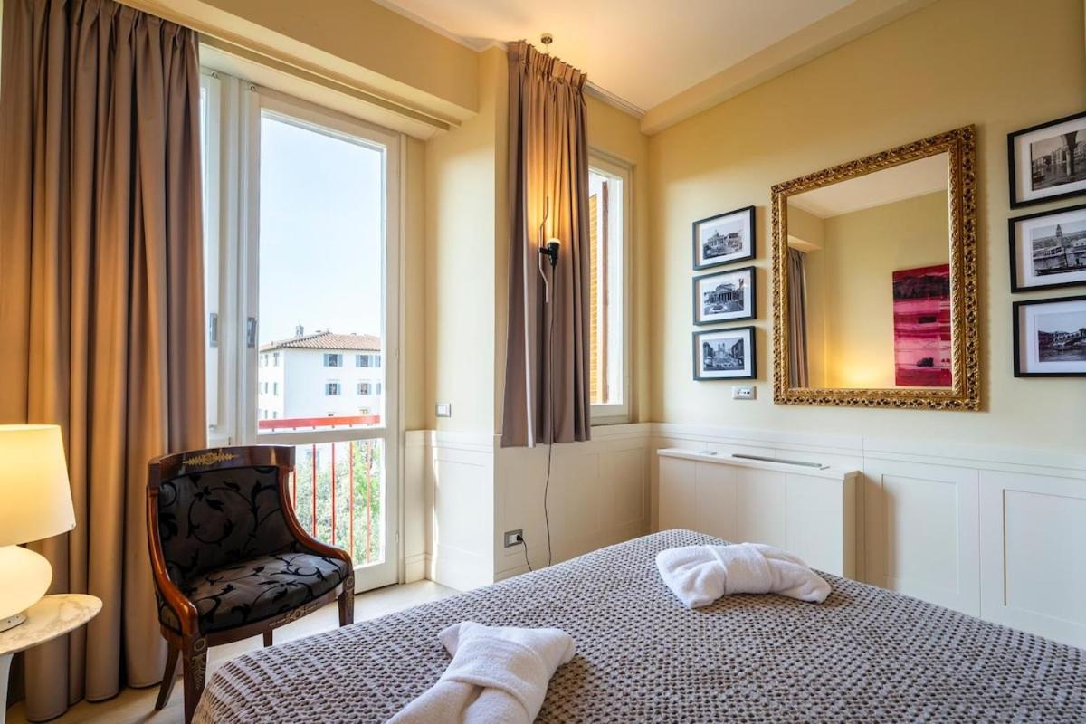 Luxury Florence Penthouse with Rooftop Terrace